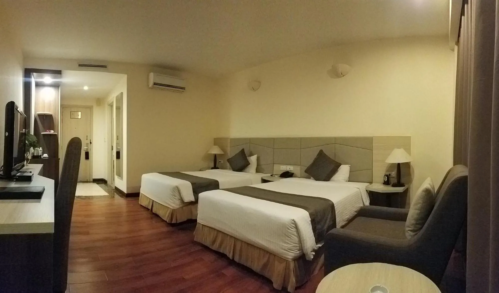 Bed in Muong Thanh Dien Chau Hotel