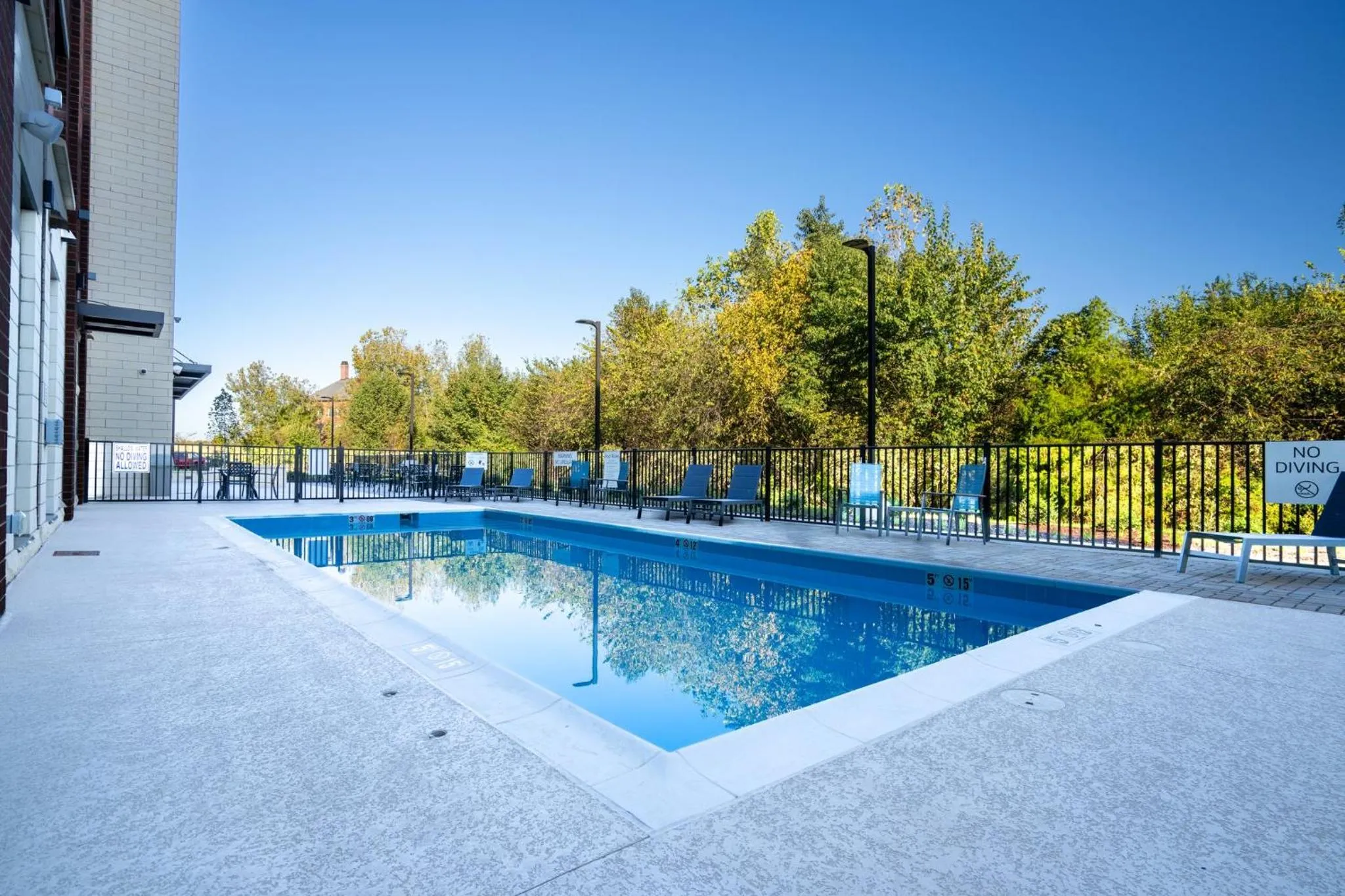 Swimming pool in Holiday Inn Express & Suites Murfreesboro West by IHG