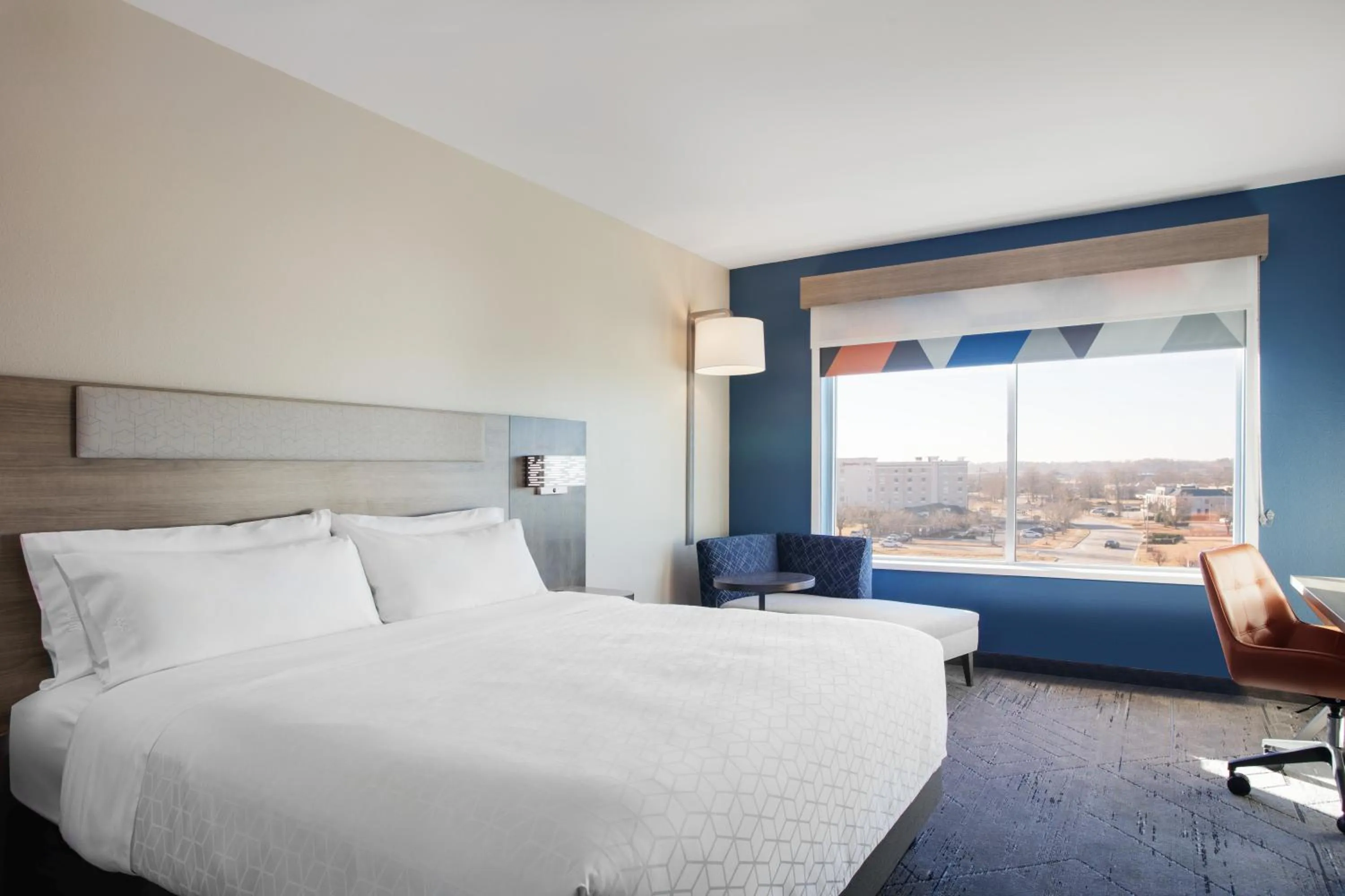 Bedroom, Bed in Holiday Inn Express & Suites Murfreesboro West by IHG