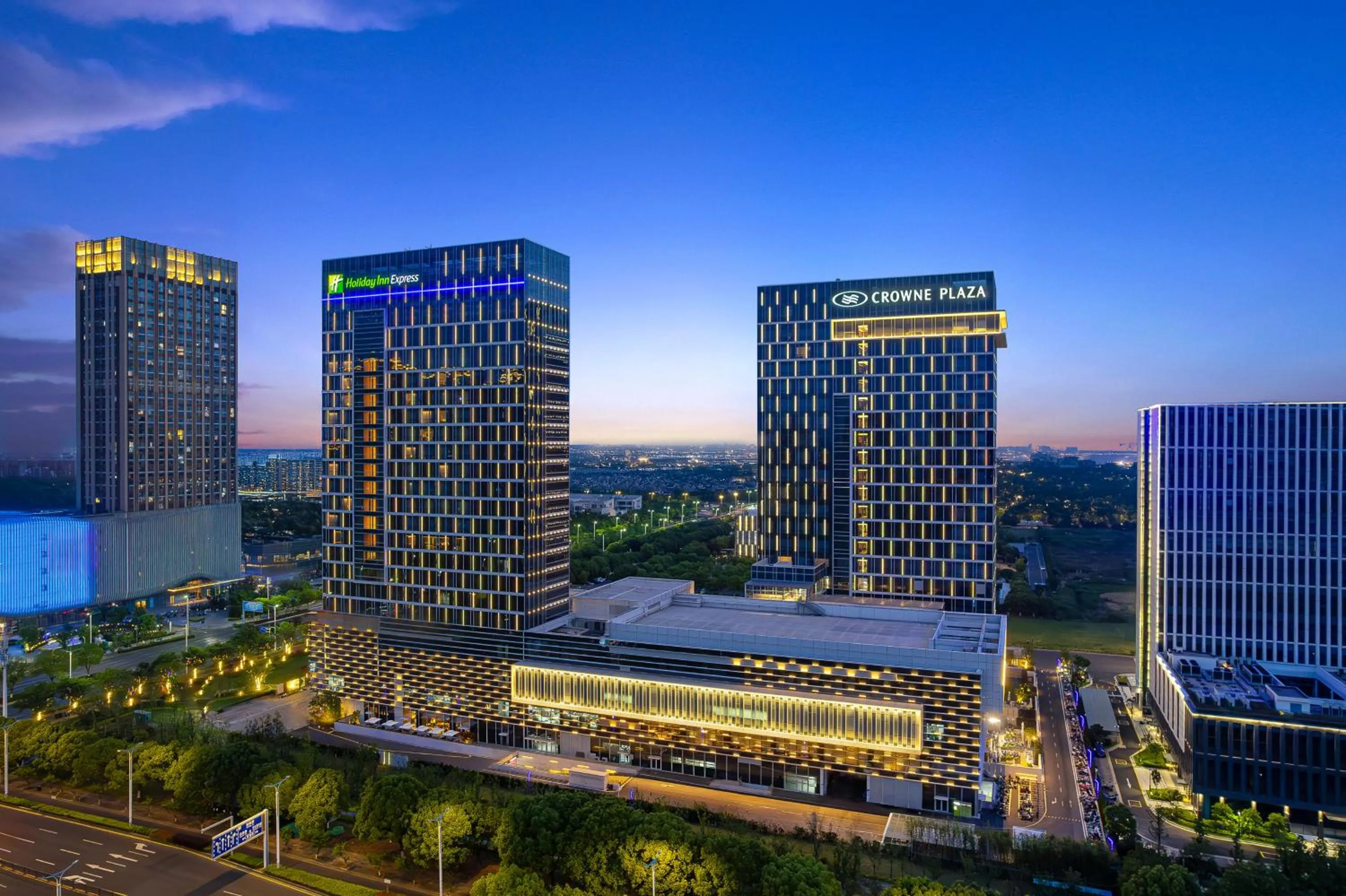 Property building in Holiday Inn Express Suzhou East Taihu by IHG