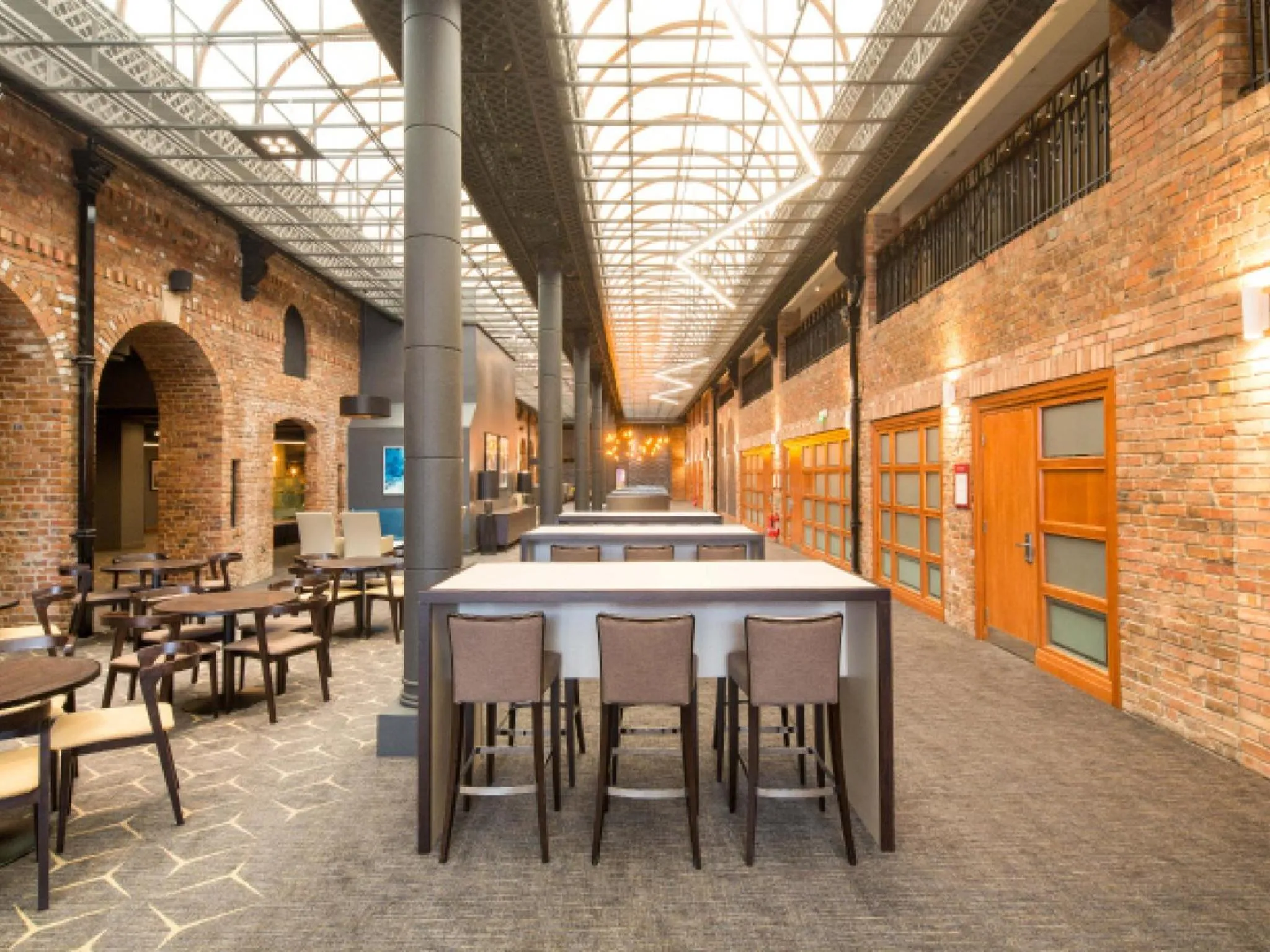 Lobby or reception in Crowne Plaza Nottingham by IHG