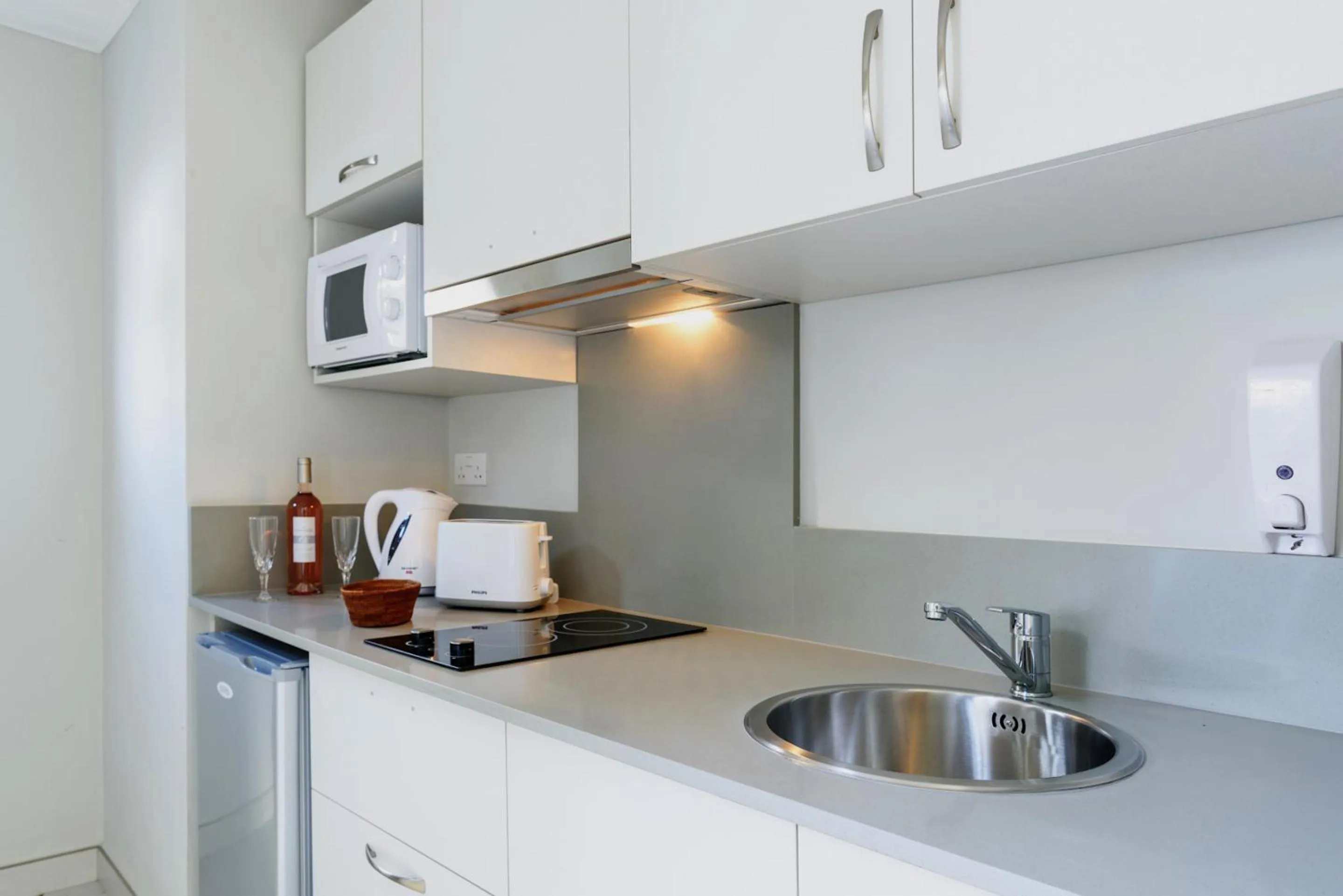 Kitchen or kitchenette in Voile Bleue Boutique Hotel