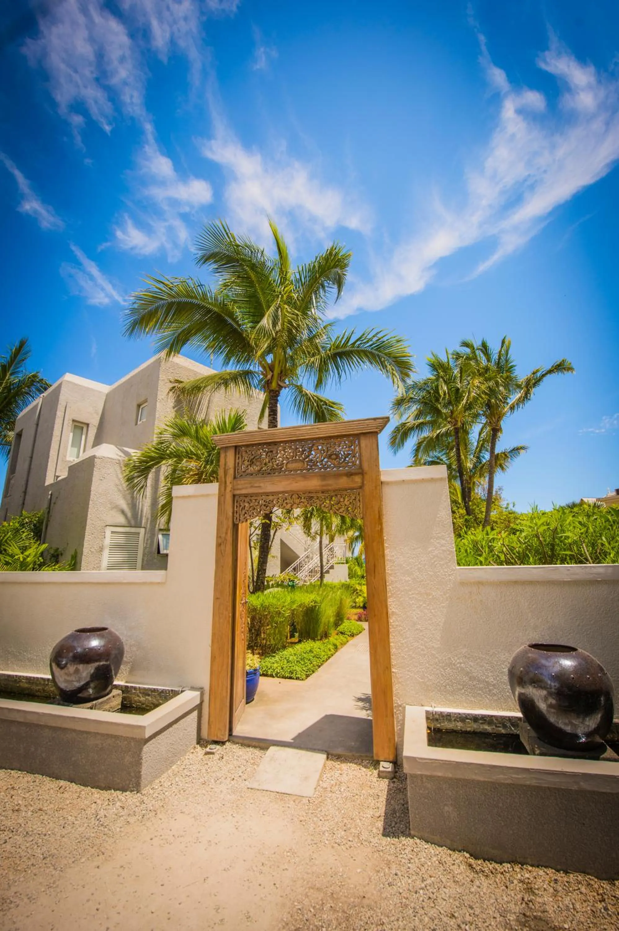 Facade/entrance in Voile Bleue Boutique Hotel