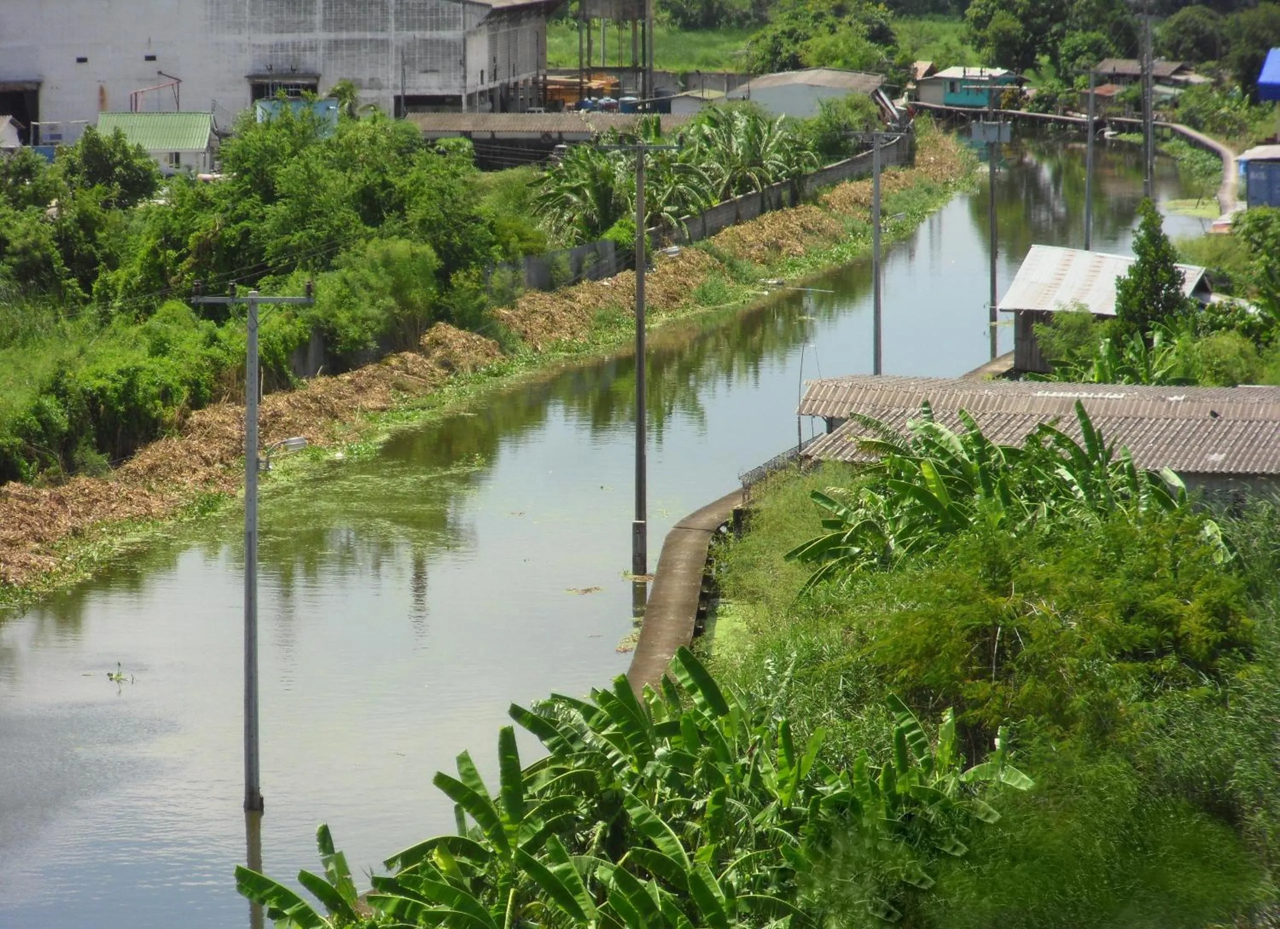 Facade/entrance in At Ease Hotel Suvarnabhumi