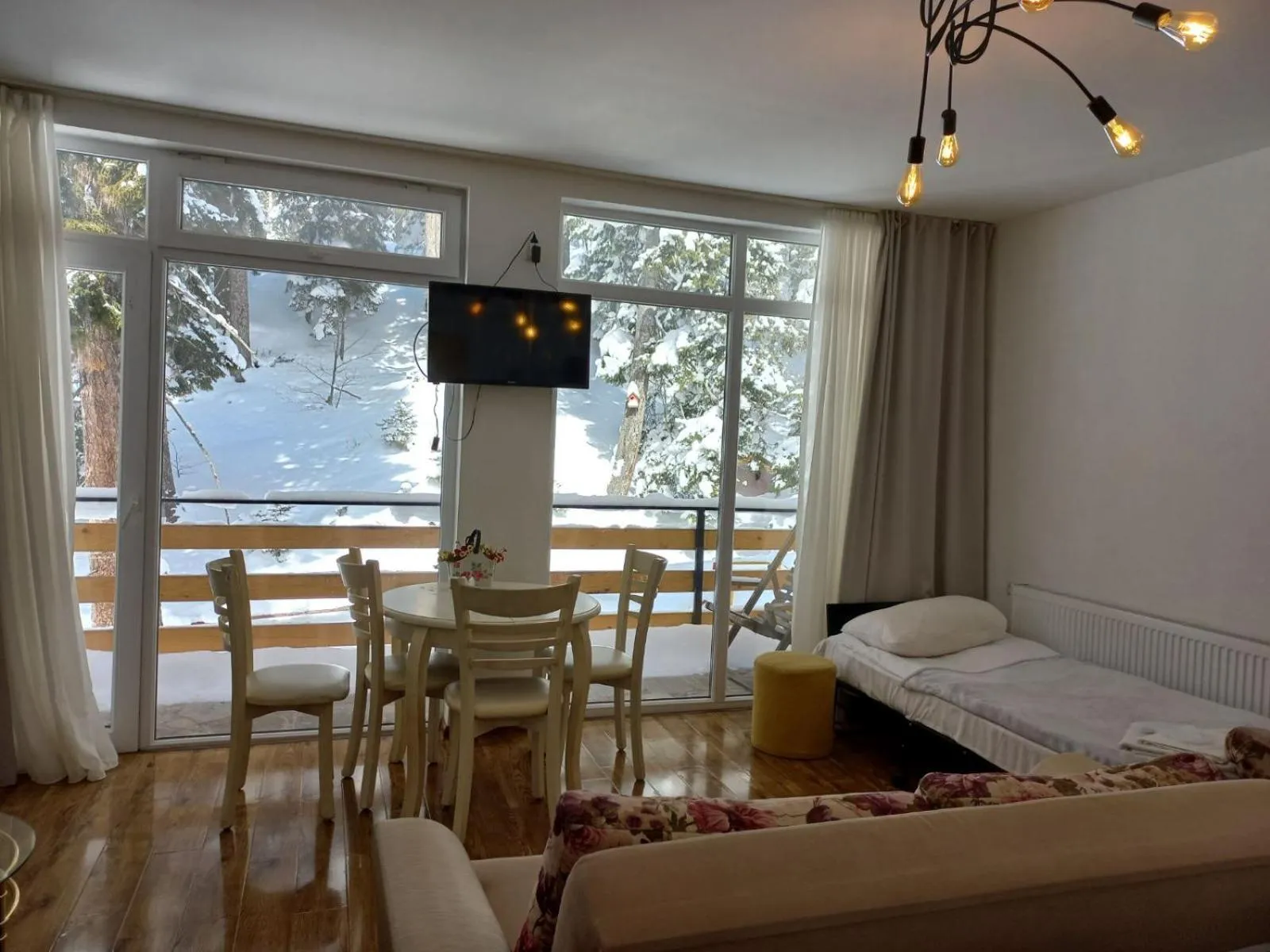 Bed in Boutique Hotel Shale