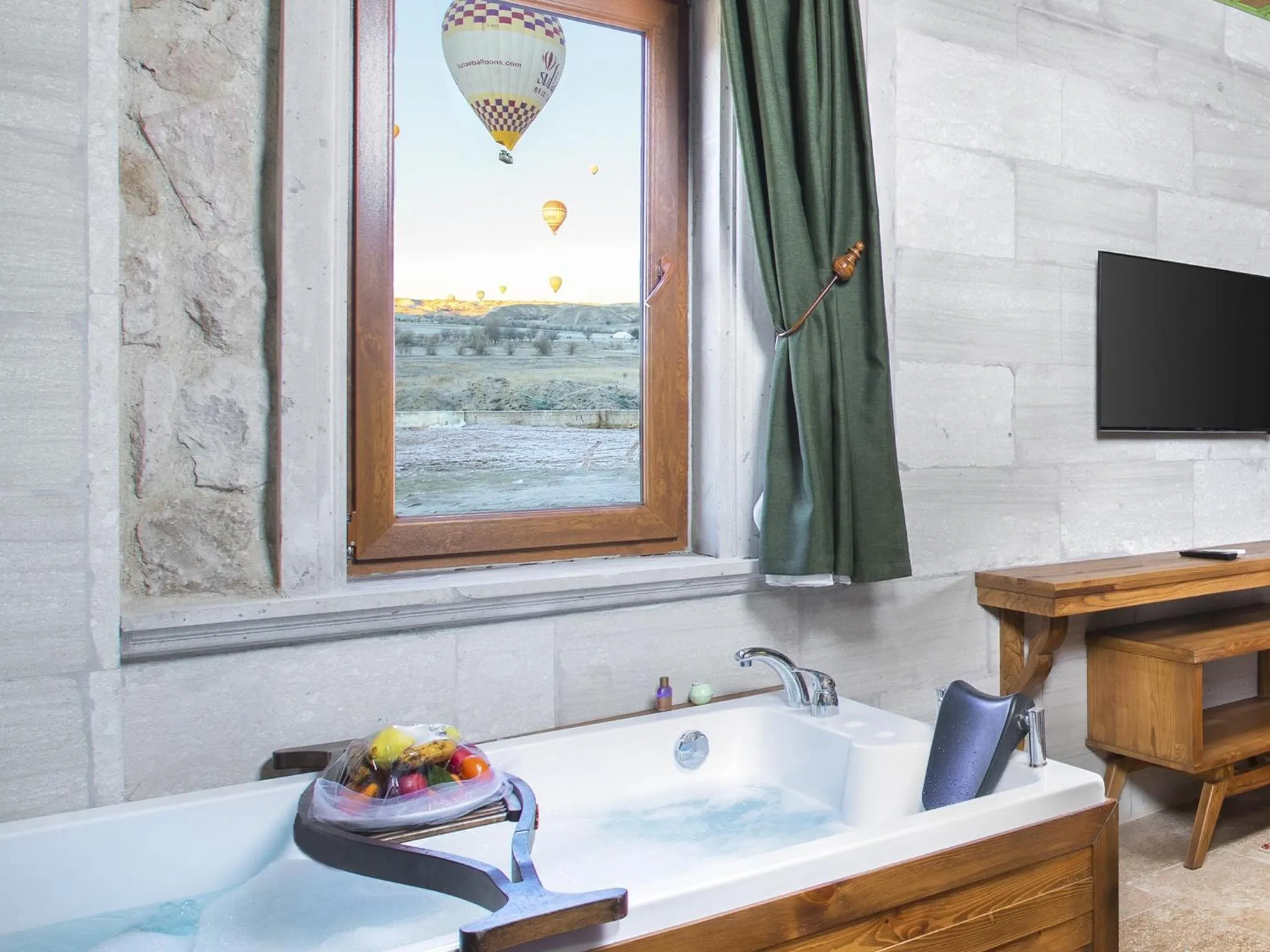 Hot Tub in Rapsodi Cappadocia