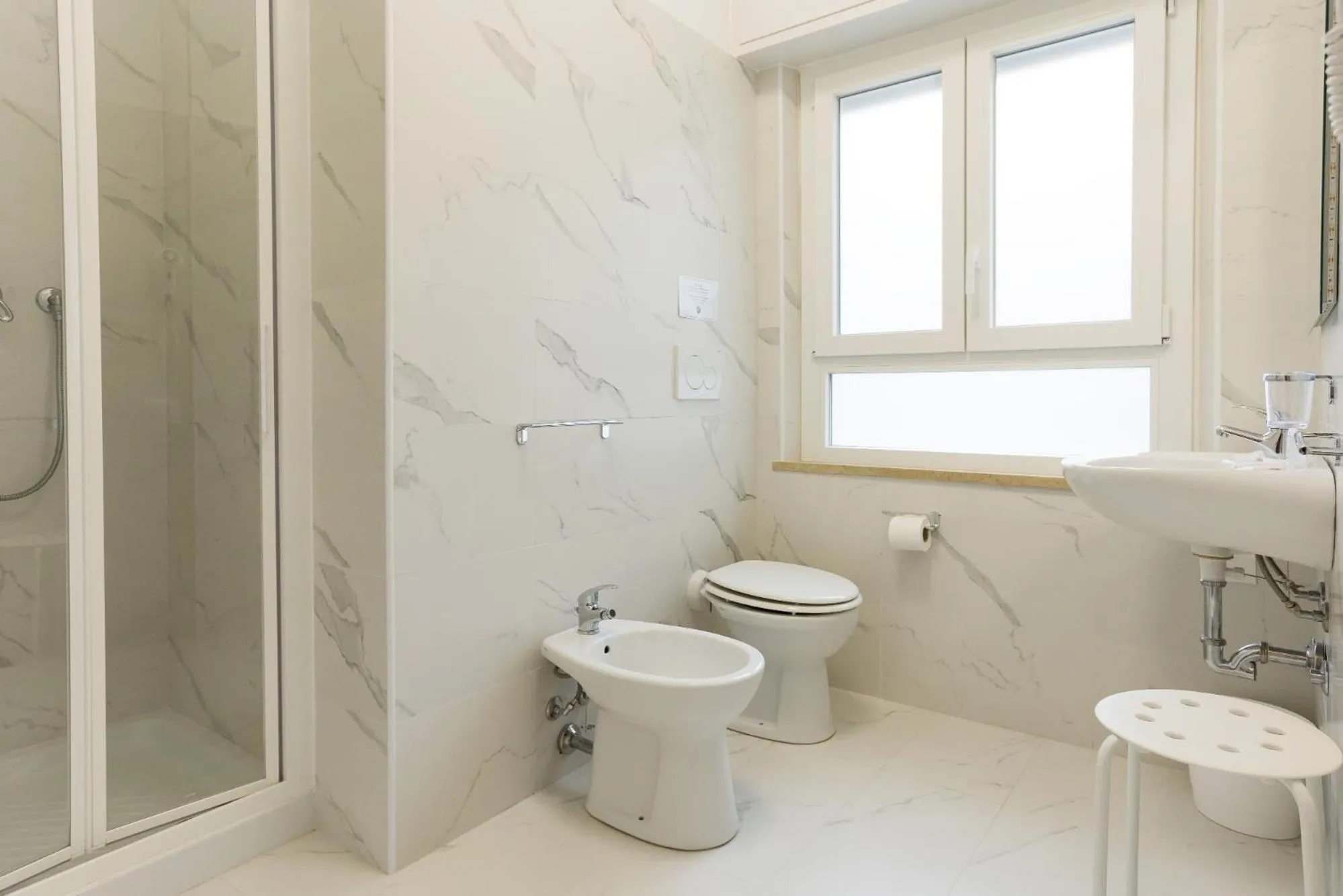 Bathroom in Hotel Ninfea Cattolica