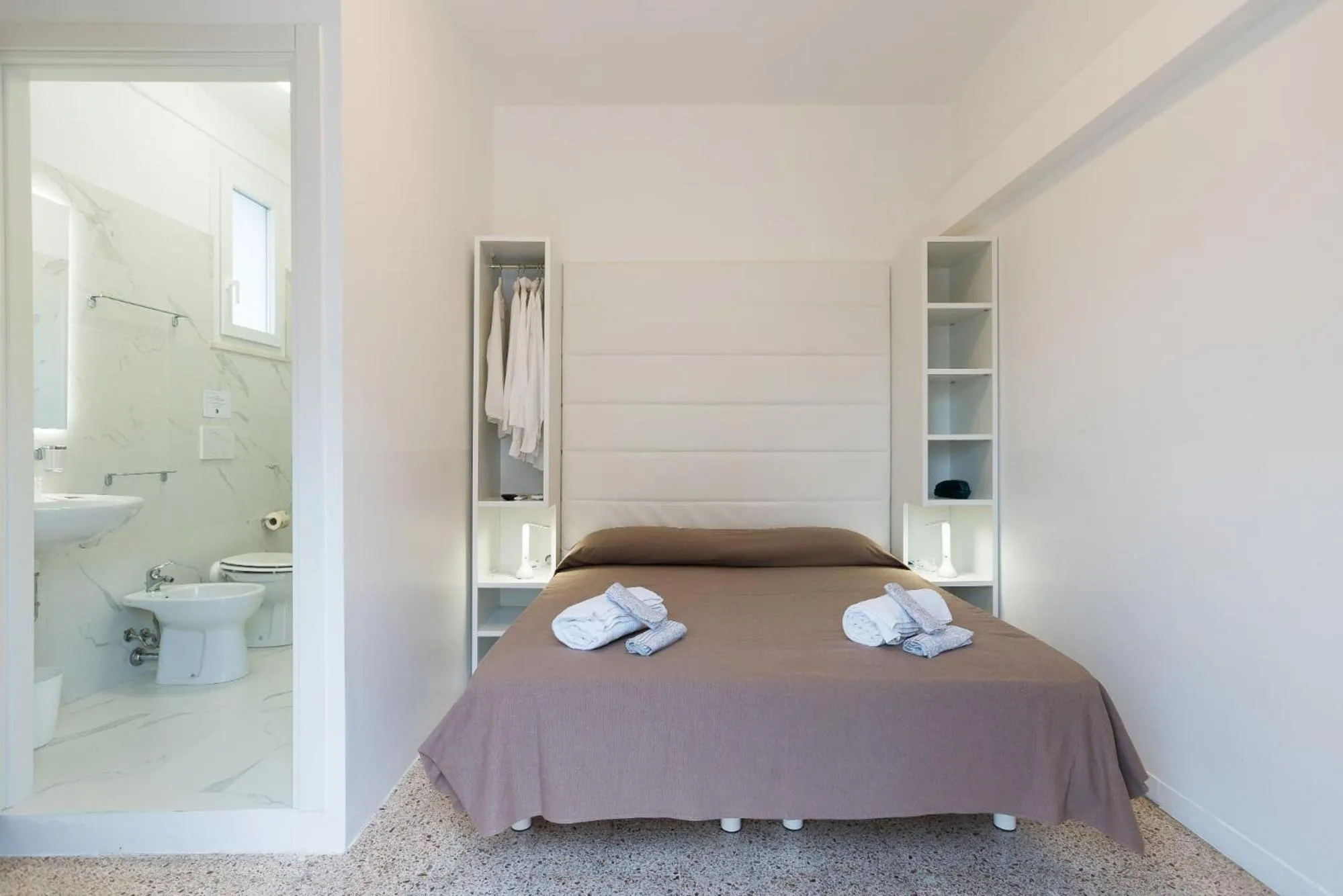 Bedroom, Bed in Hotel Ninfea Cattolica