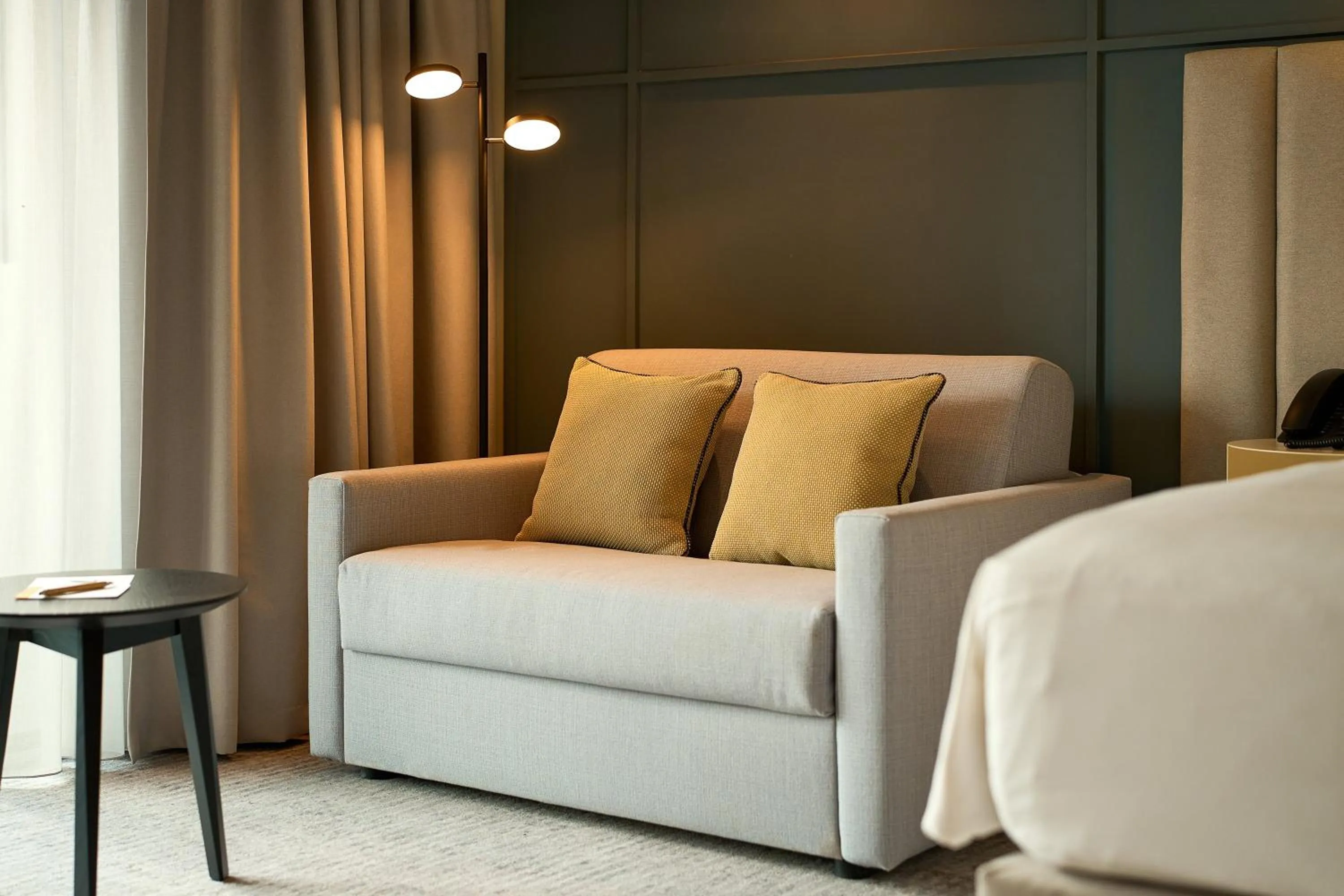 Photo of the whole room in voco Malta by IHG