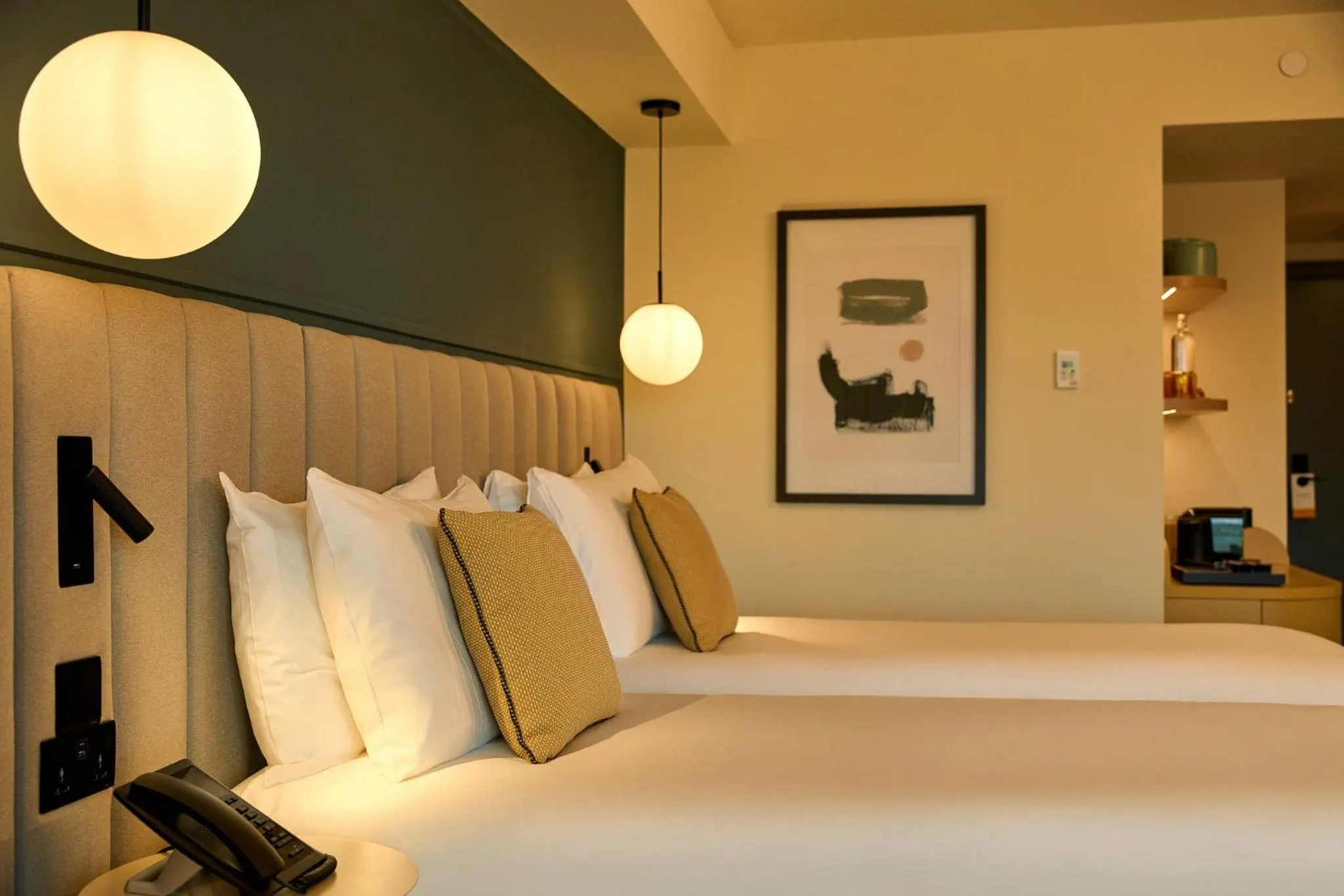 Photo of the whole room, Bed in voco Malta by IHG