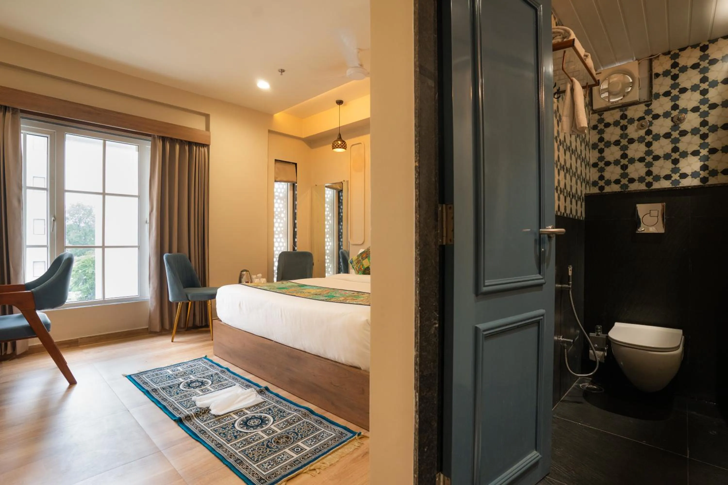 Photo of the whole room in Hotel Lake Metro