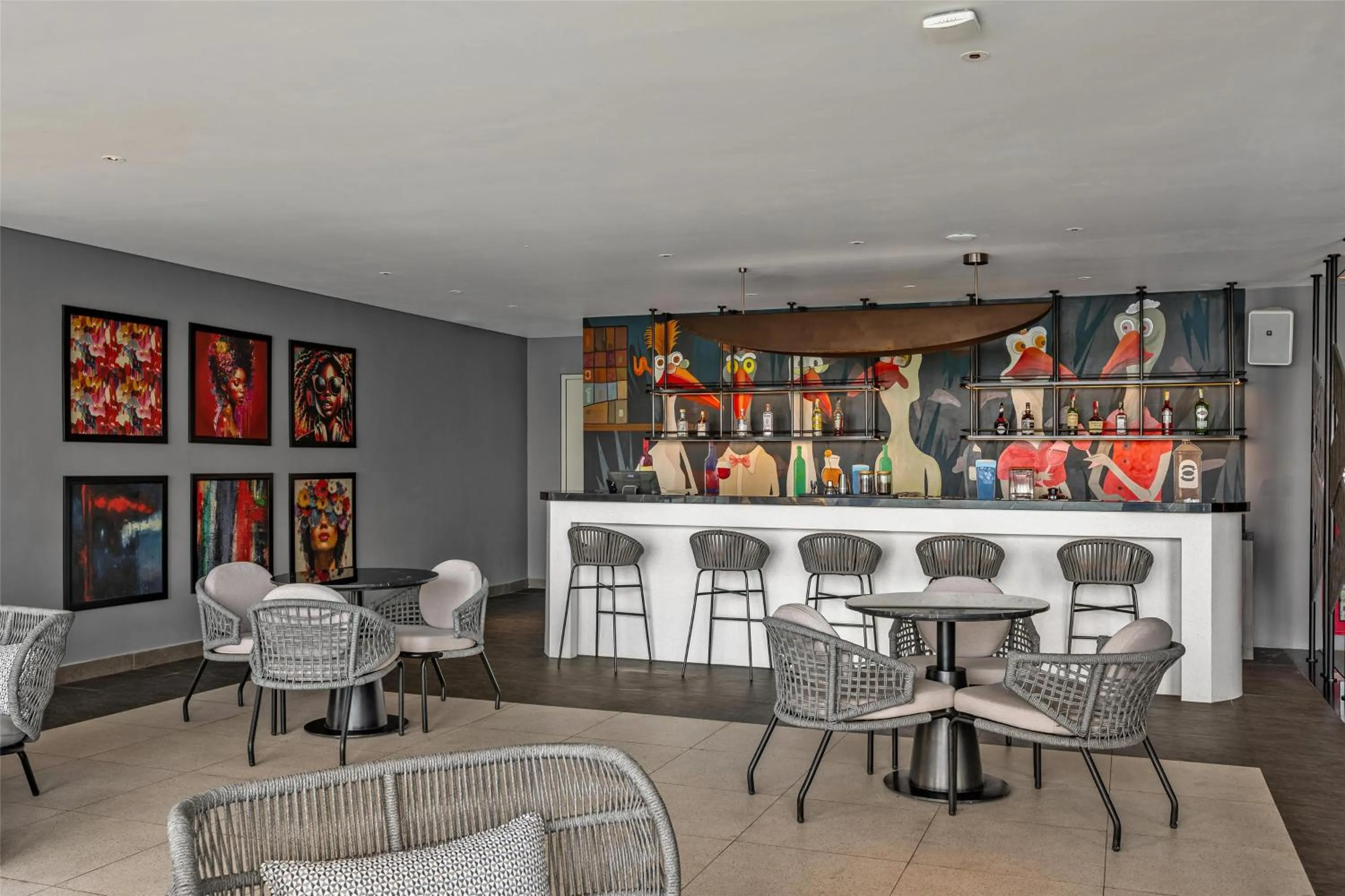 Lounge or bar in Radisson RED Danang