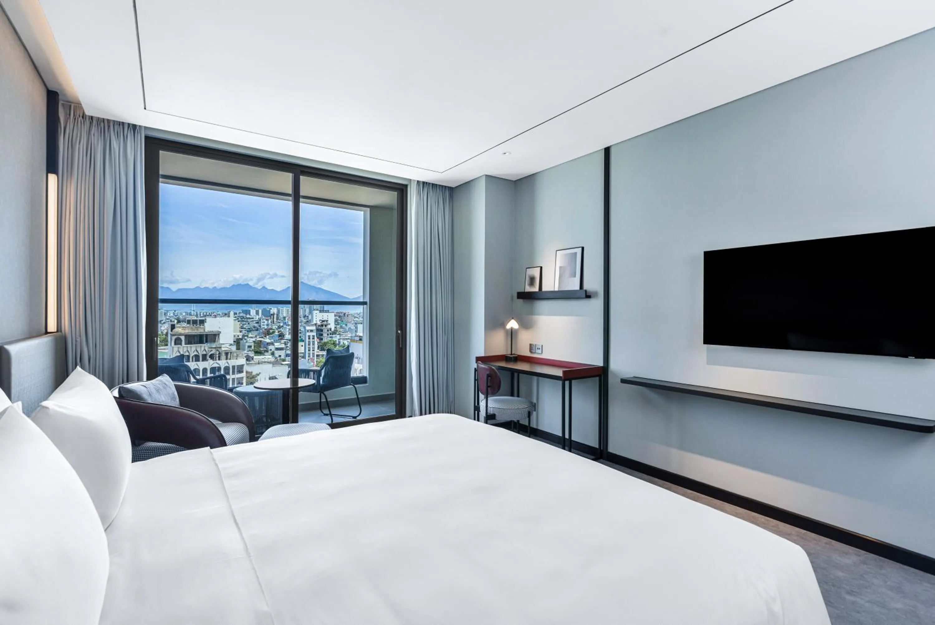 Bedroom, Bed in Radisson RED Danang