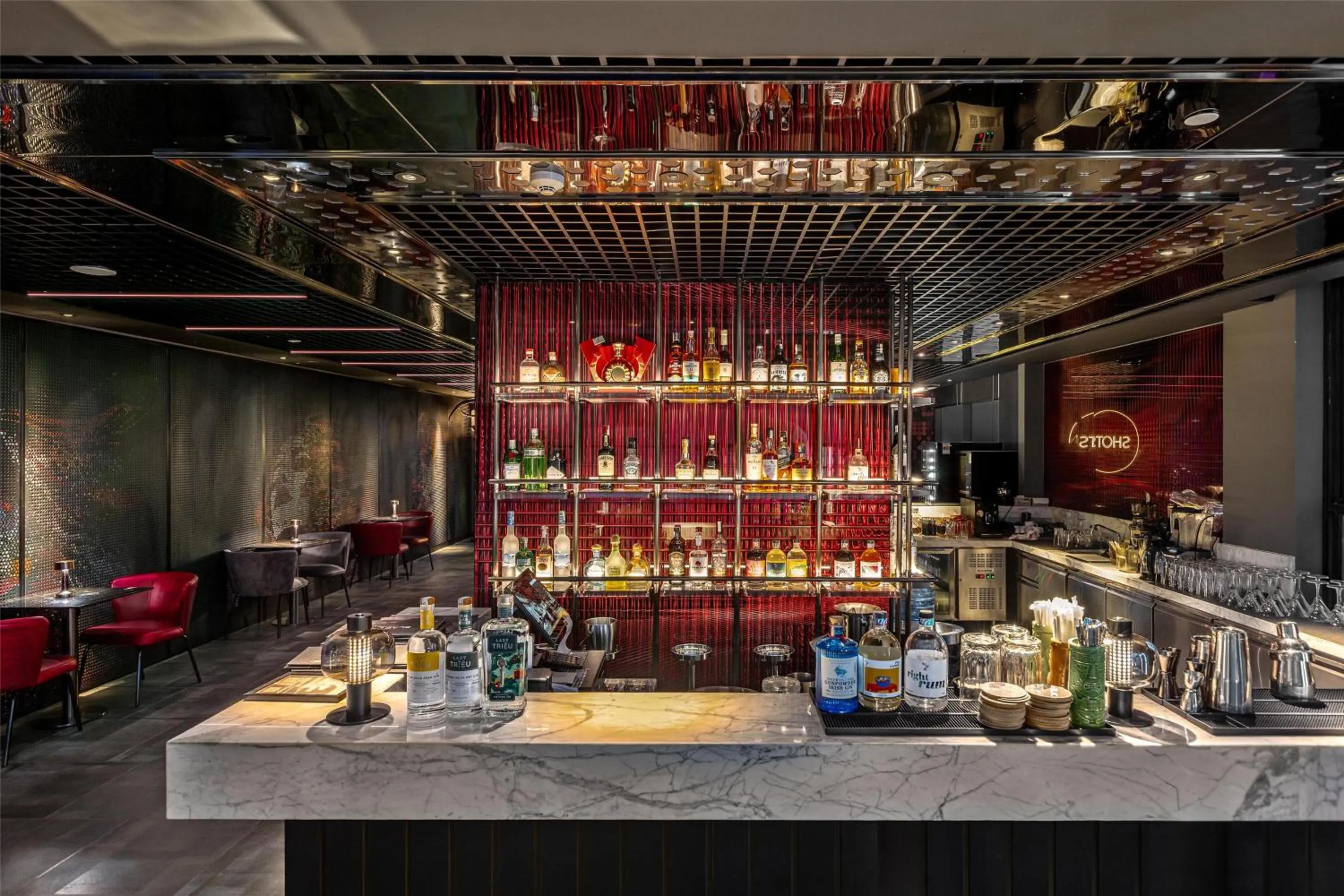 Lounge or bar in Radisson RED Danang