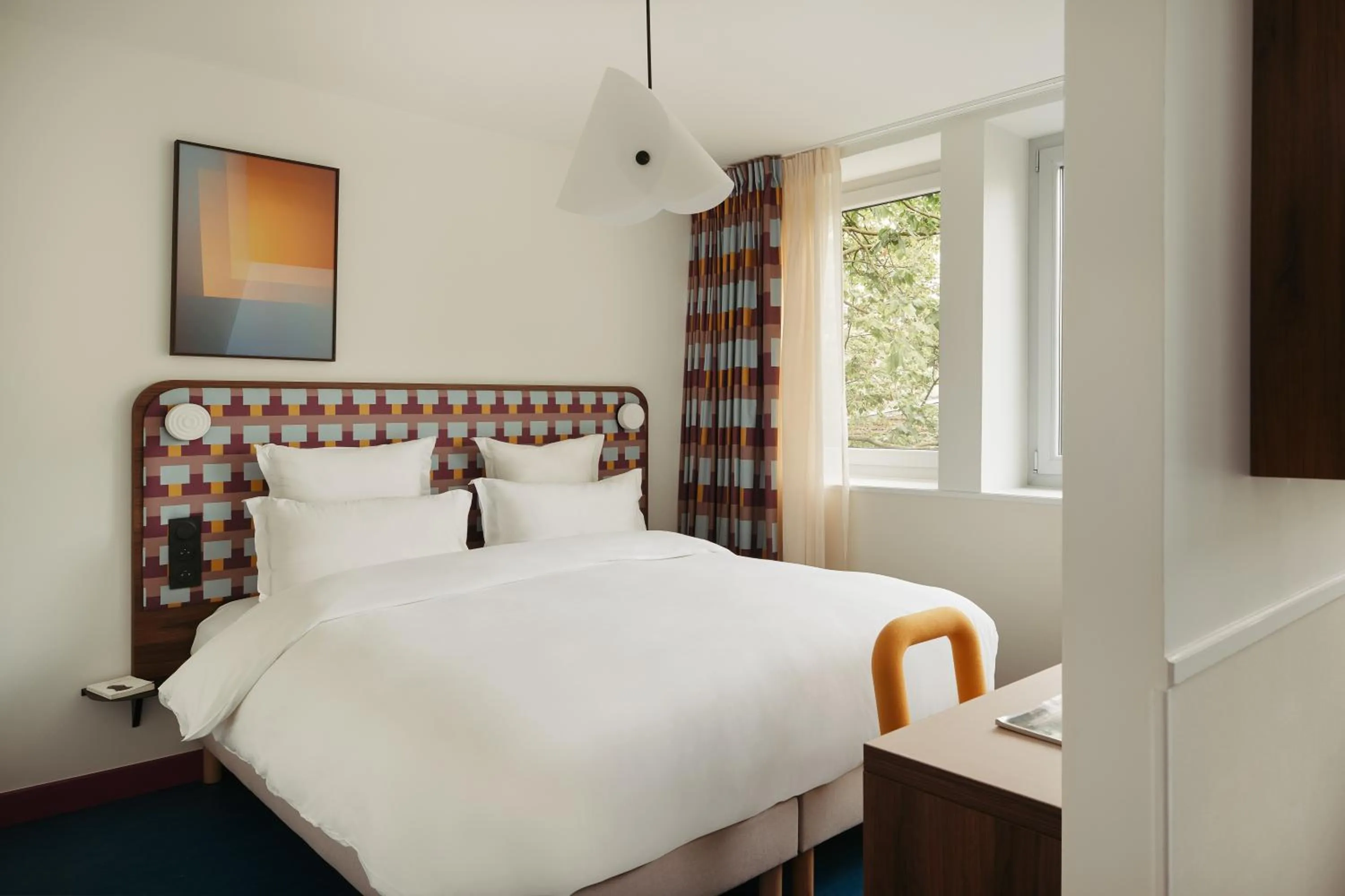 Bedroom, Bed in Edgar Suites Montrouge