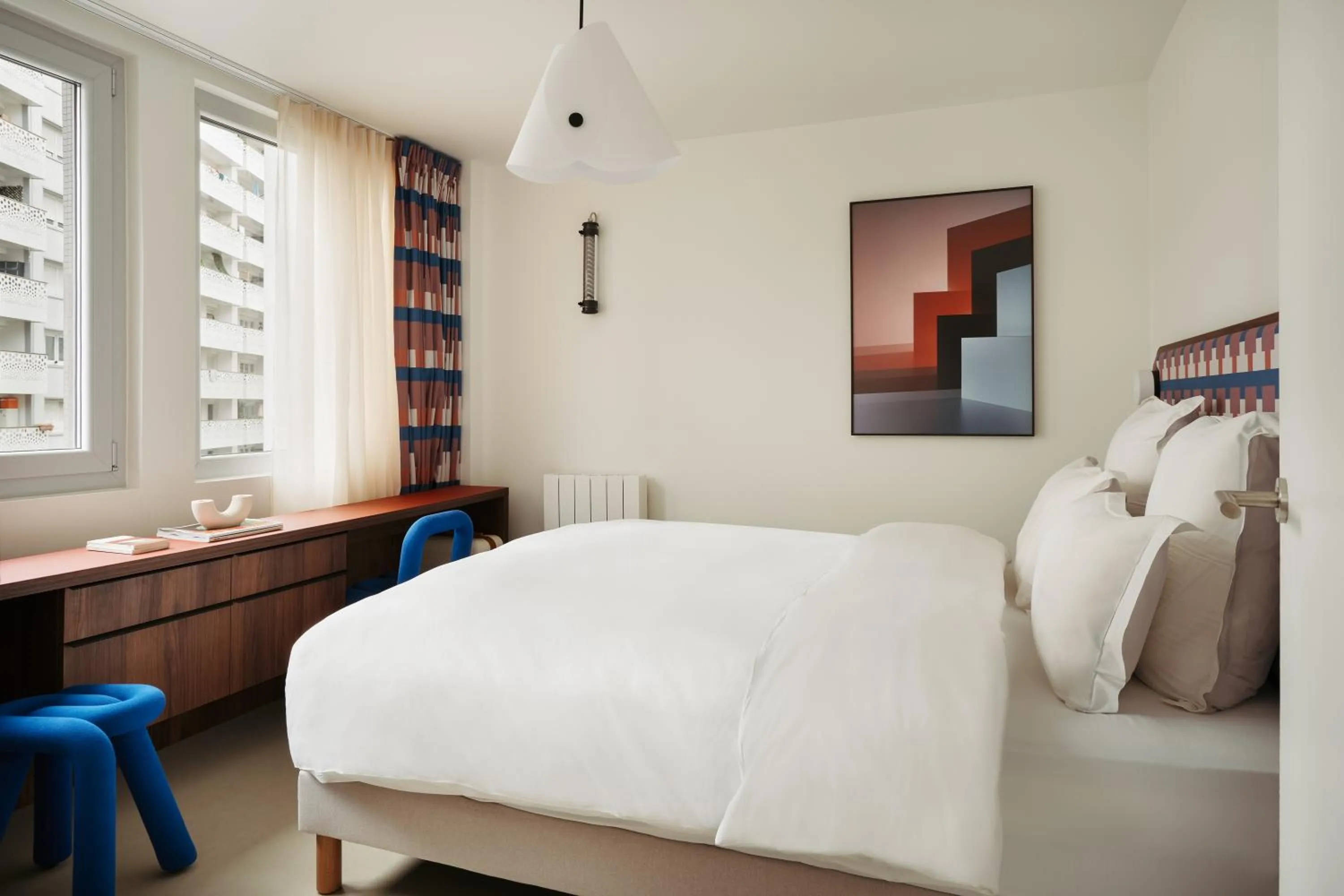 Bedroom, Bed in Edgar Suites Montrouge