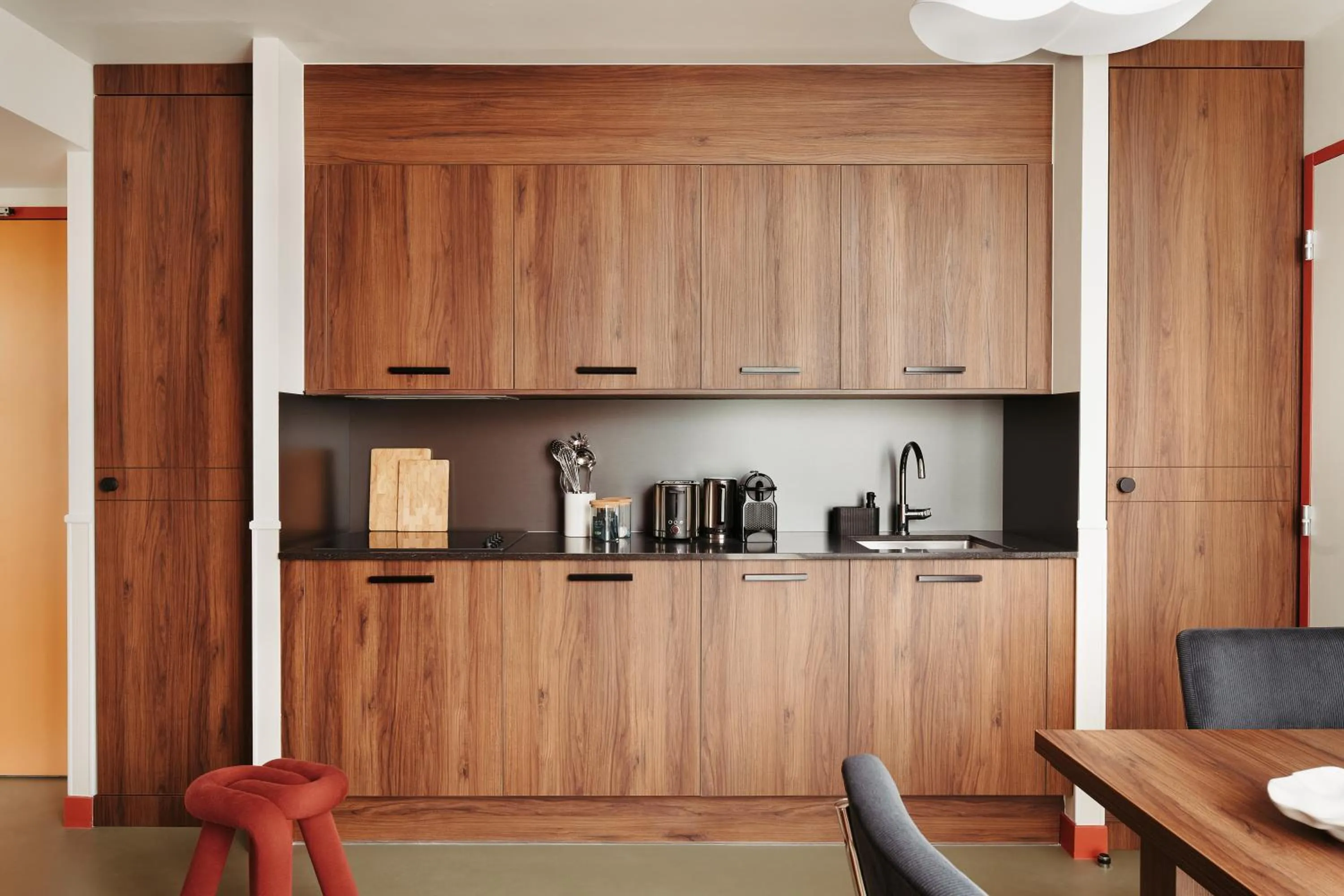 kitchen in Edgar Suites Montrouge