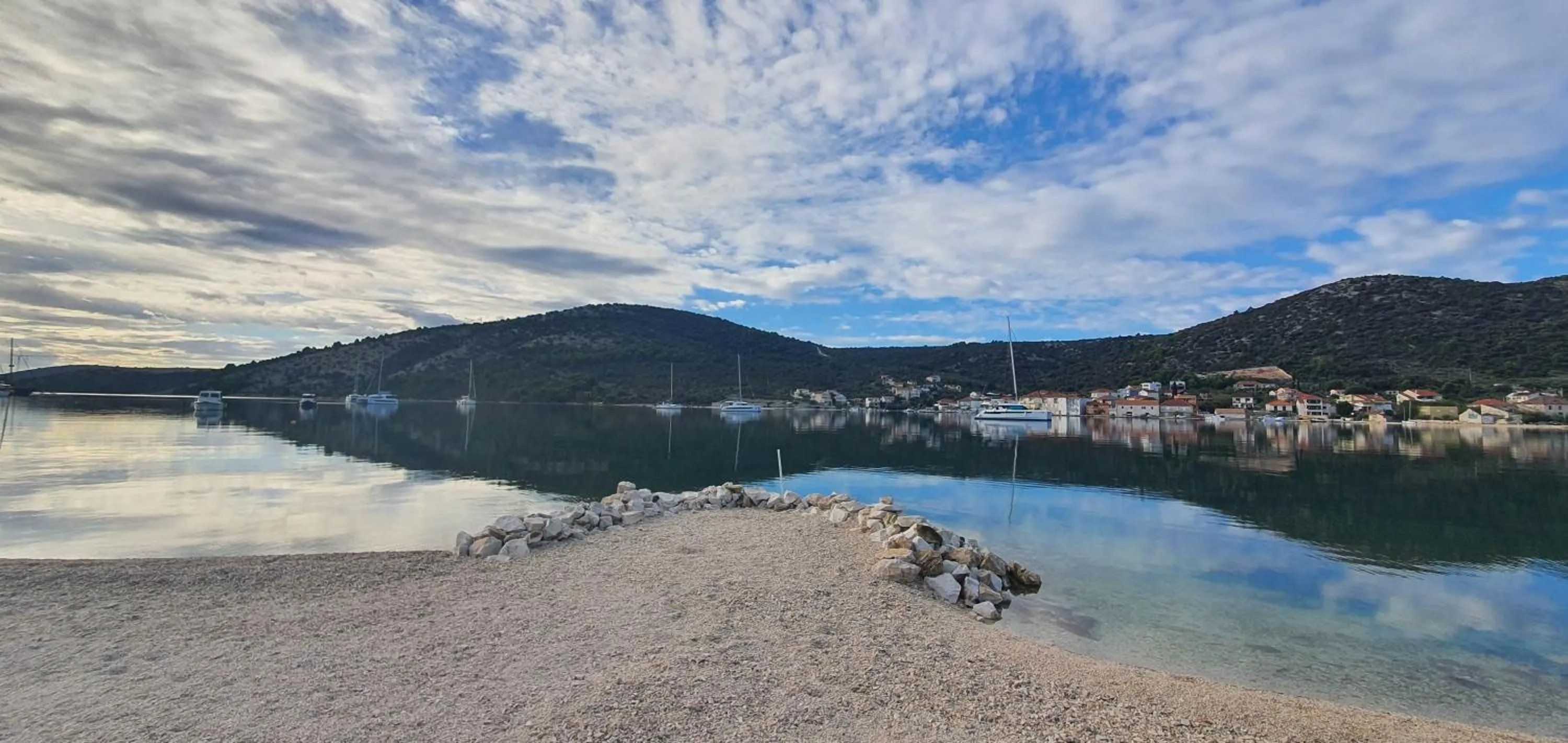 Beach in Apartments Anka