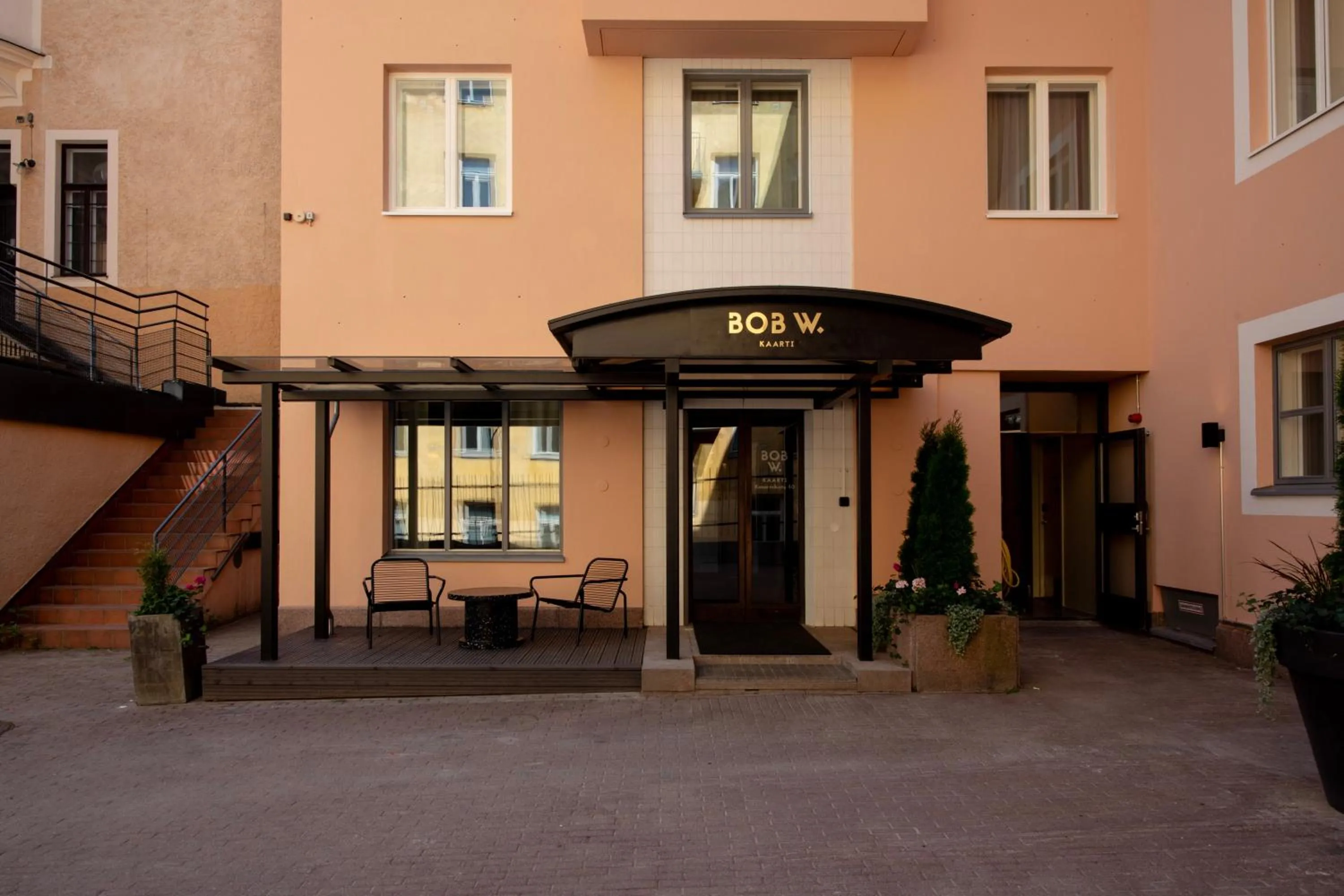 Facade/entrance in Bob W Helsinki Kaarti