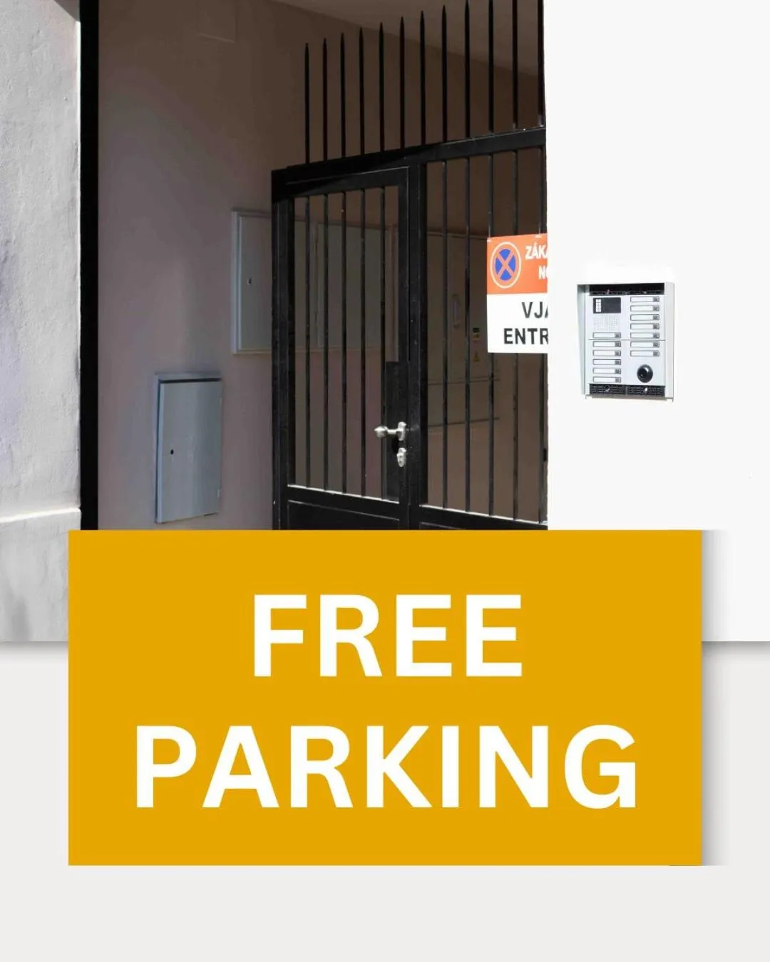 Parking in Hotel MAXPLAZA