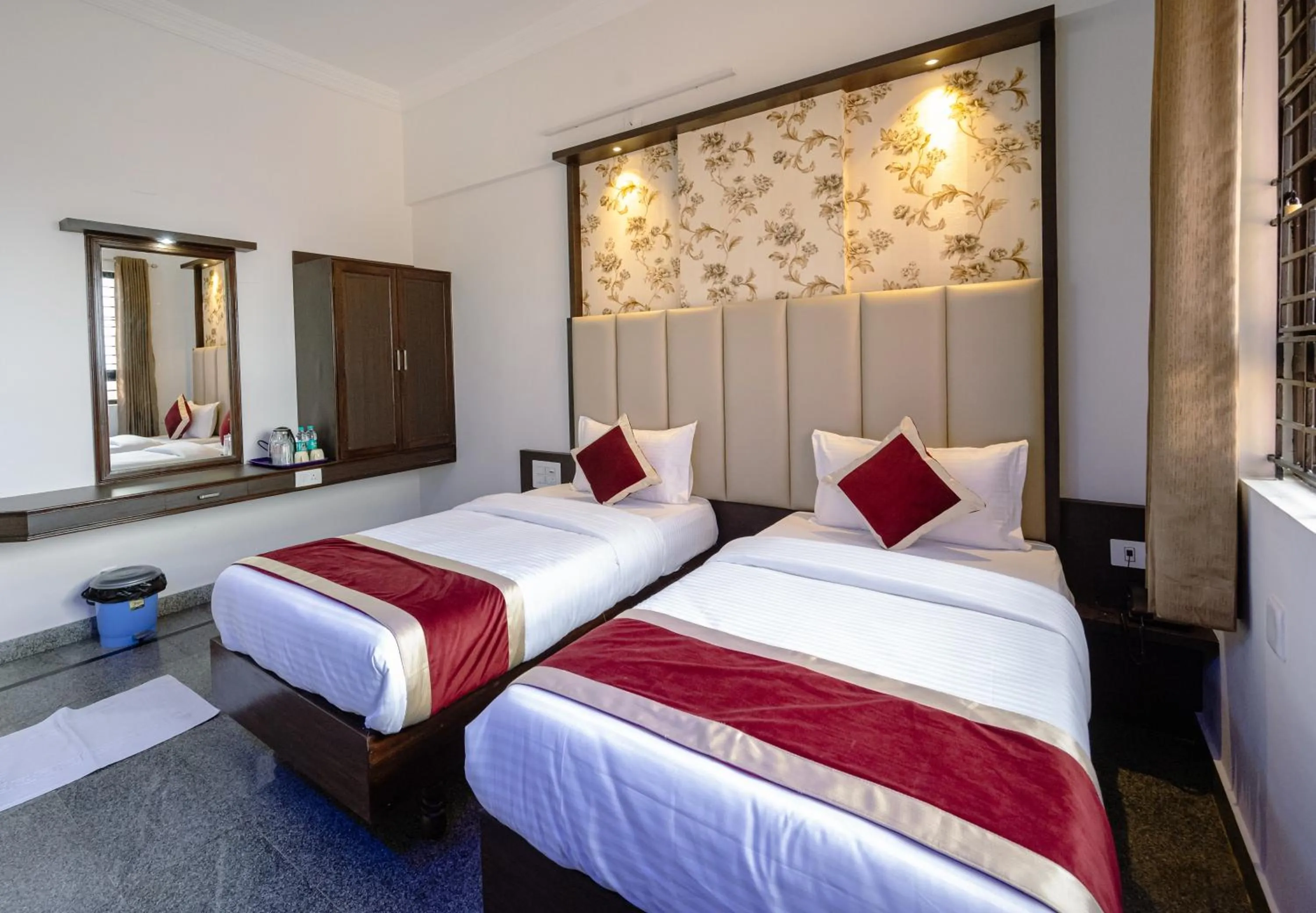 Bed in Hotel Durga International