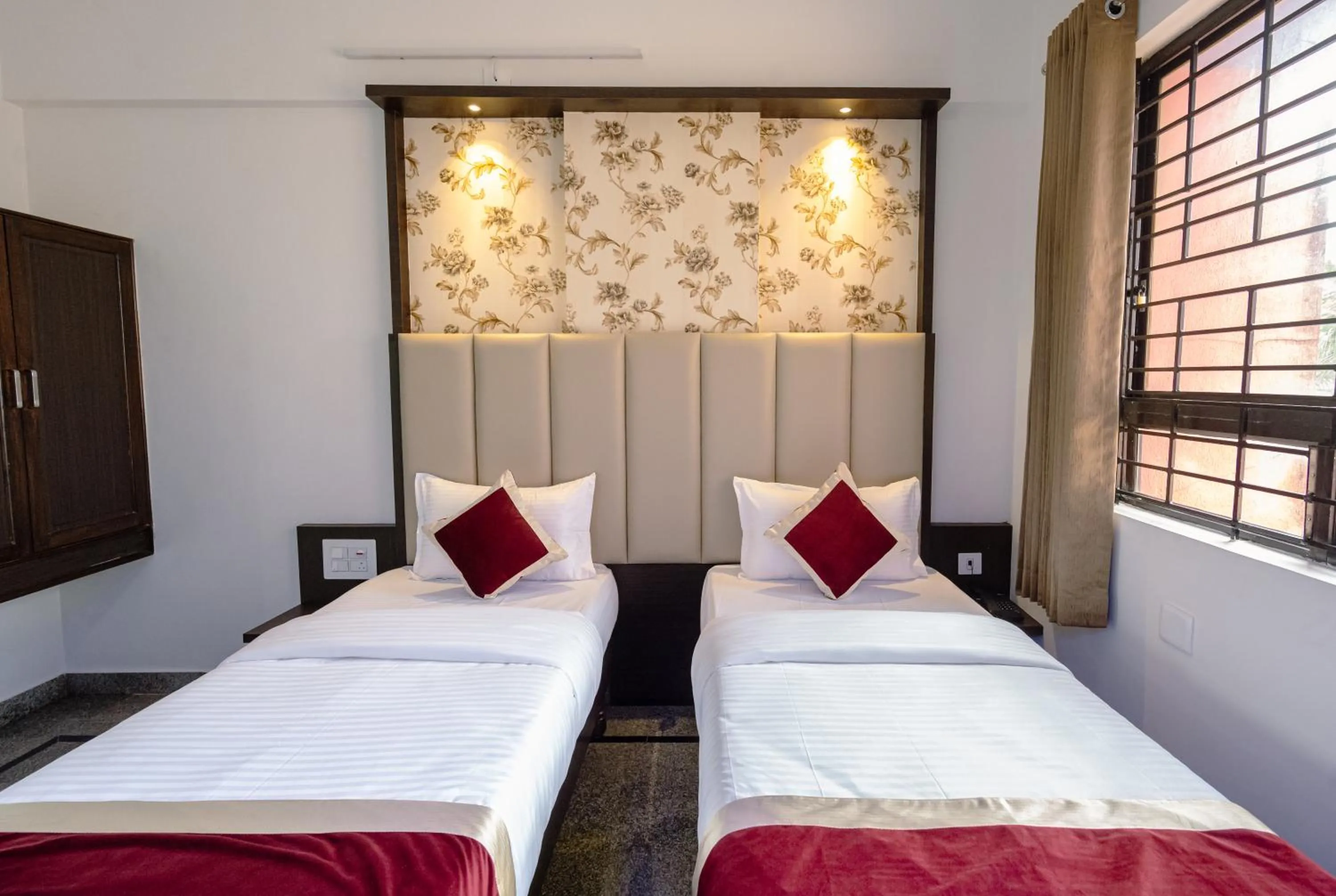 Bed in Hotel Durga International