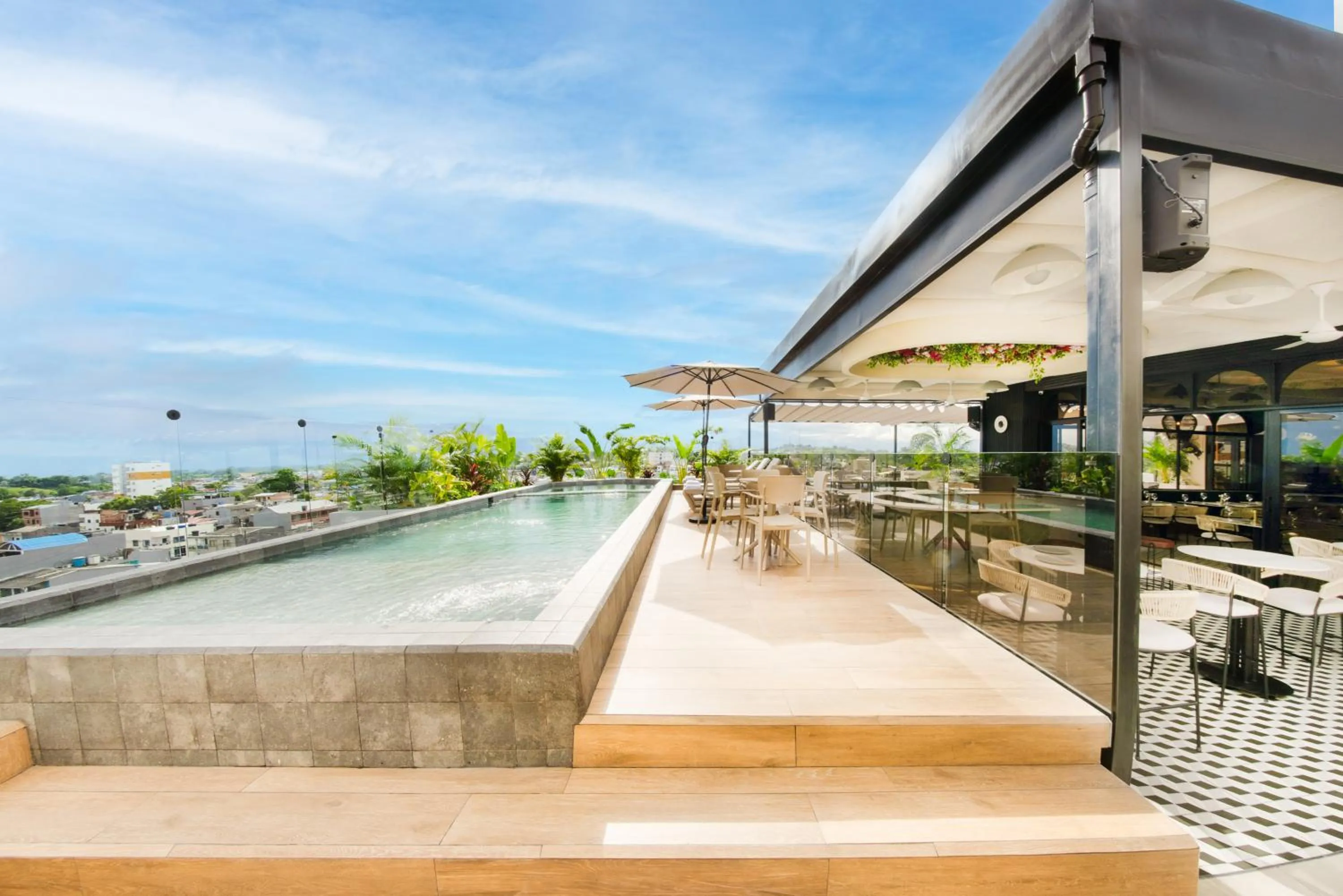 Swimming pool in Botanico Hotel y Spa