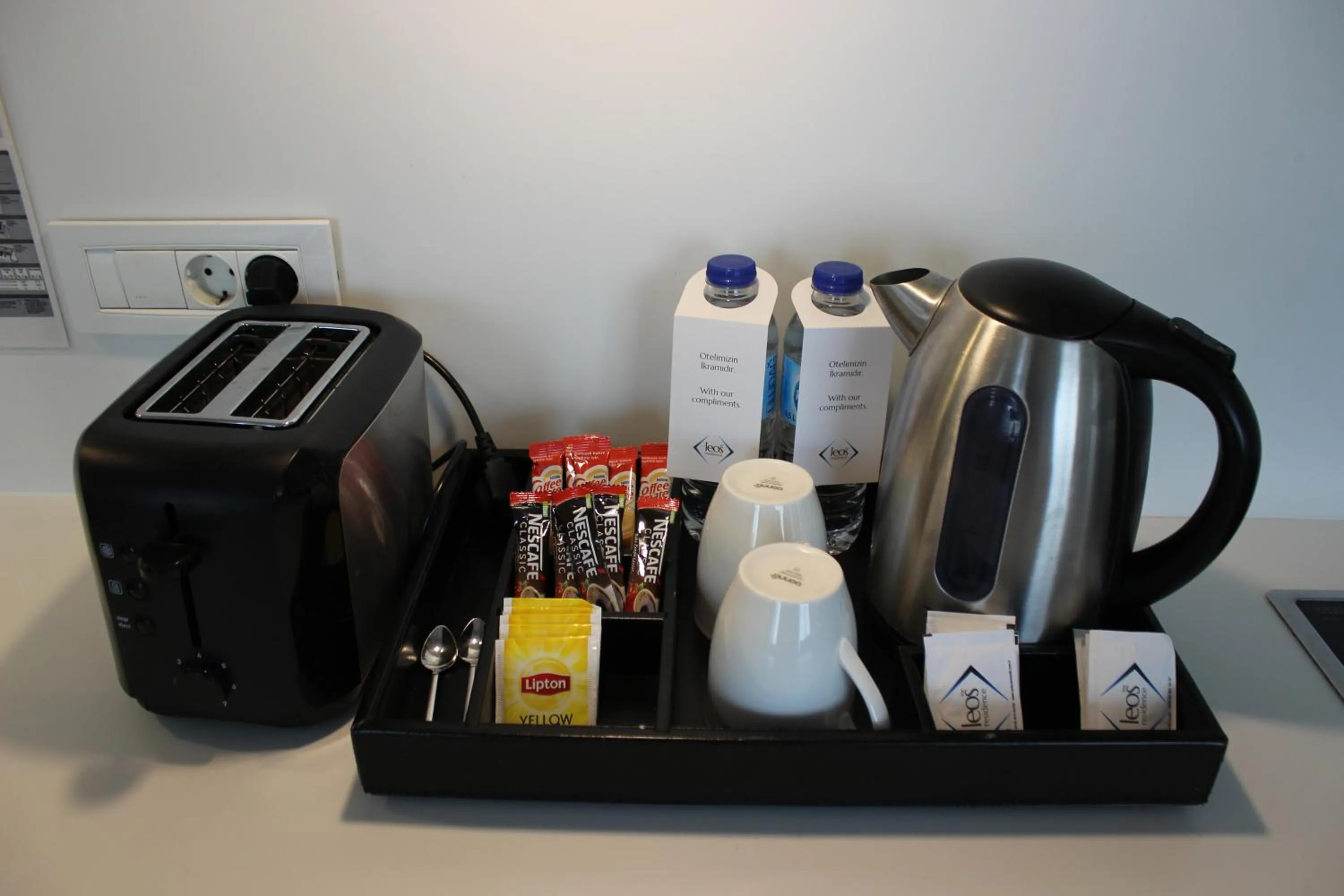 Coffee/tea facilities in The Leos Residence