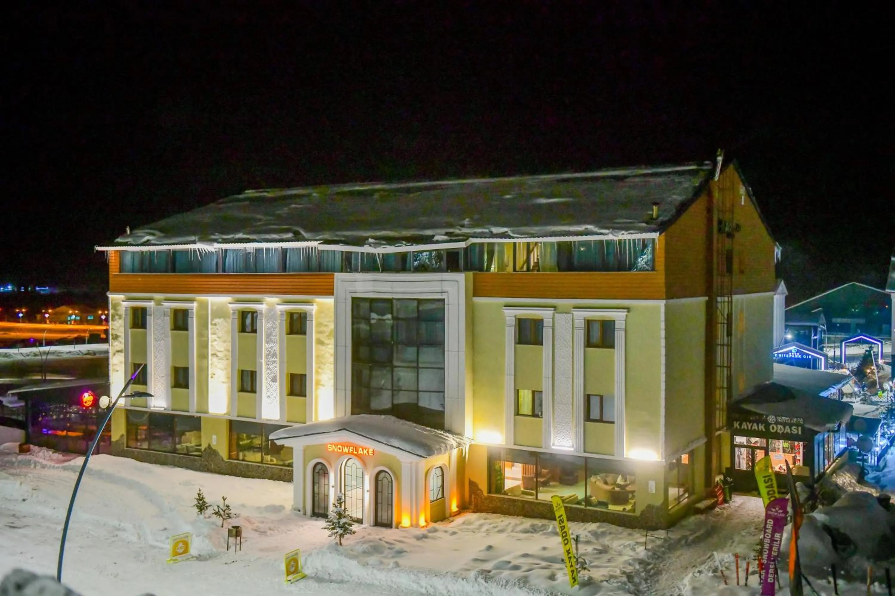 Snowflake Dag Hotel & SPA