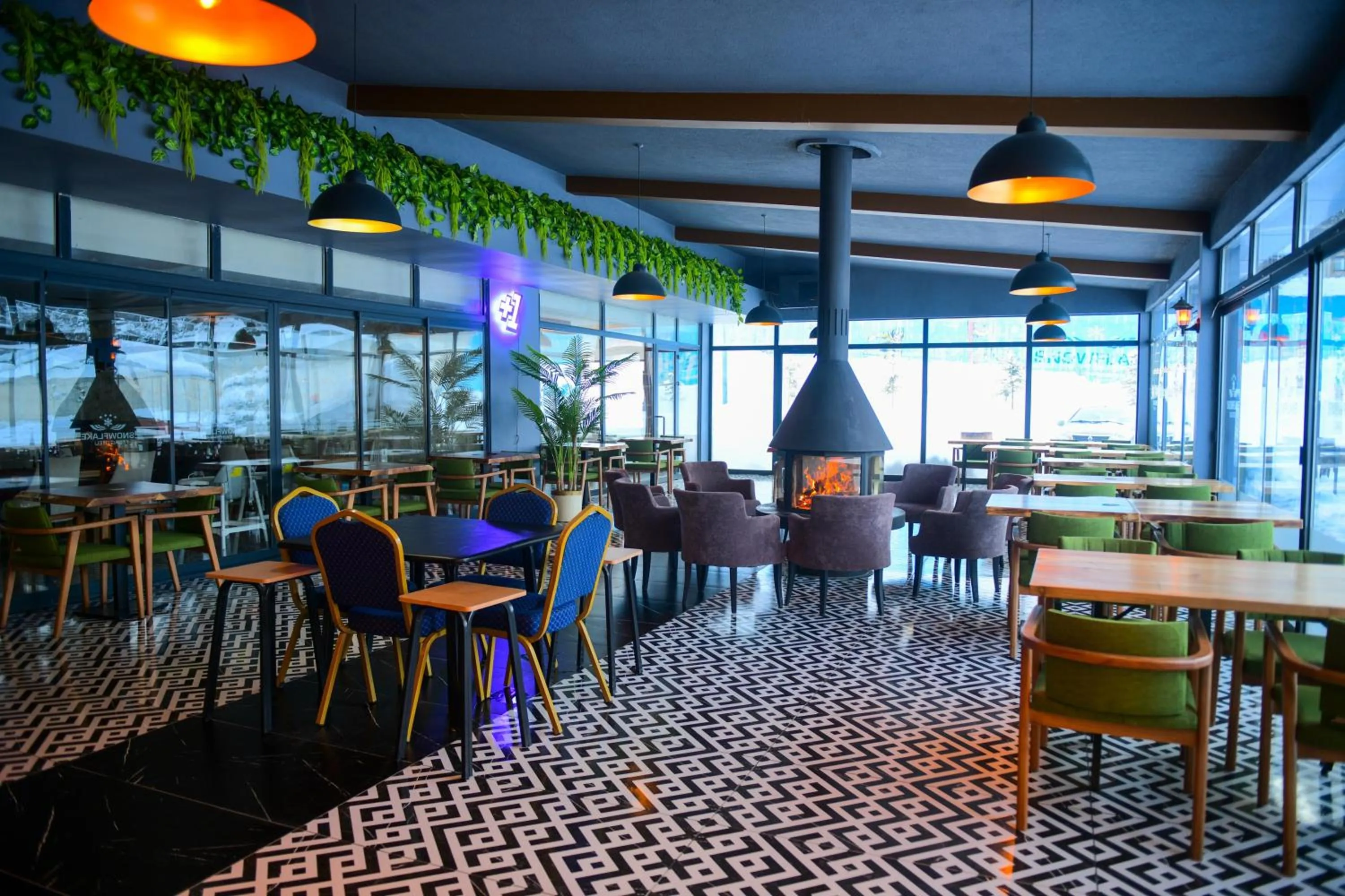 Lounge or bar in Snowflake Dag Hotel & SPA