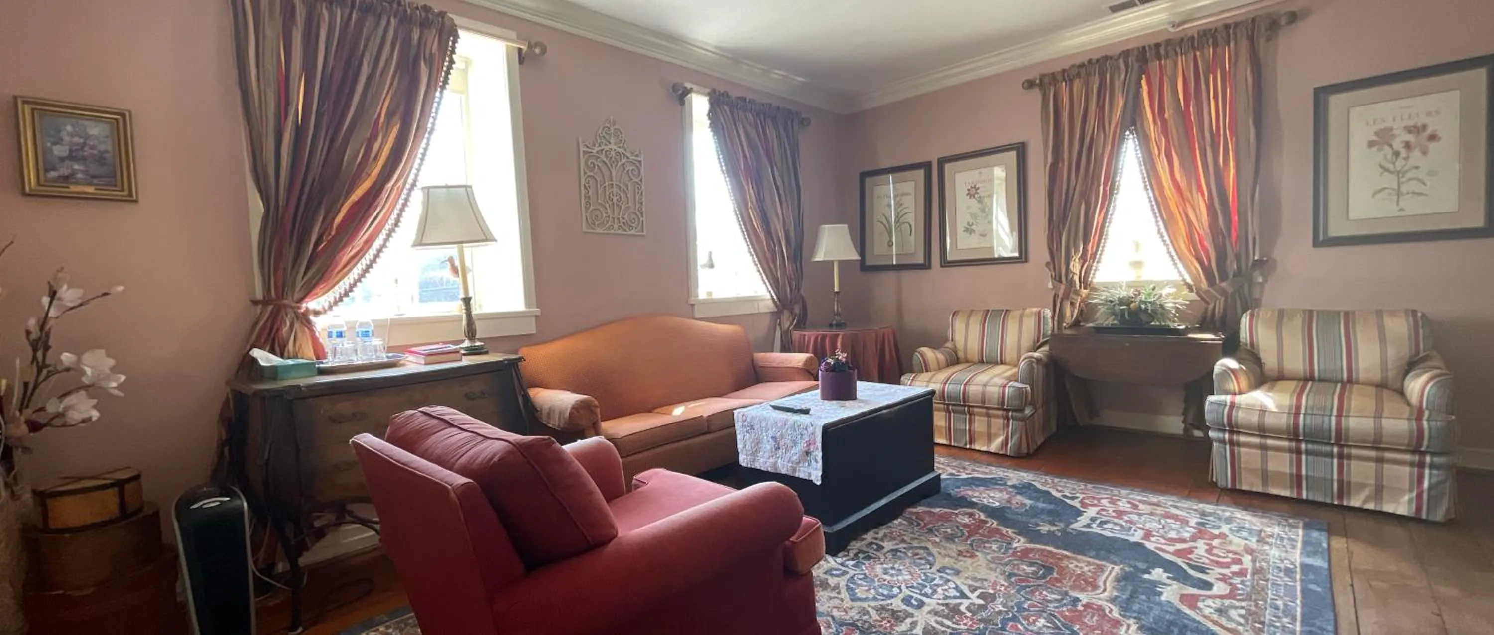 Wayside Inn Bed and Breakfast