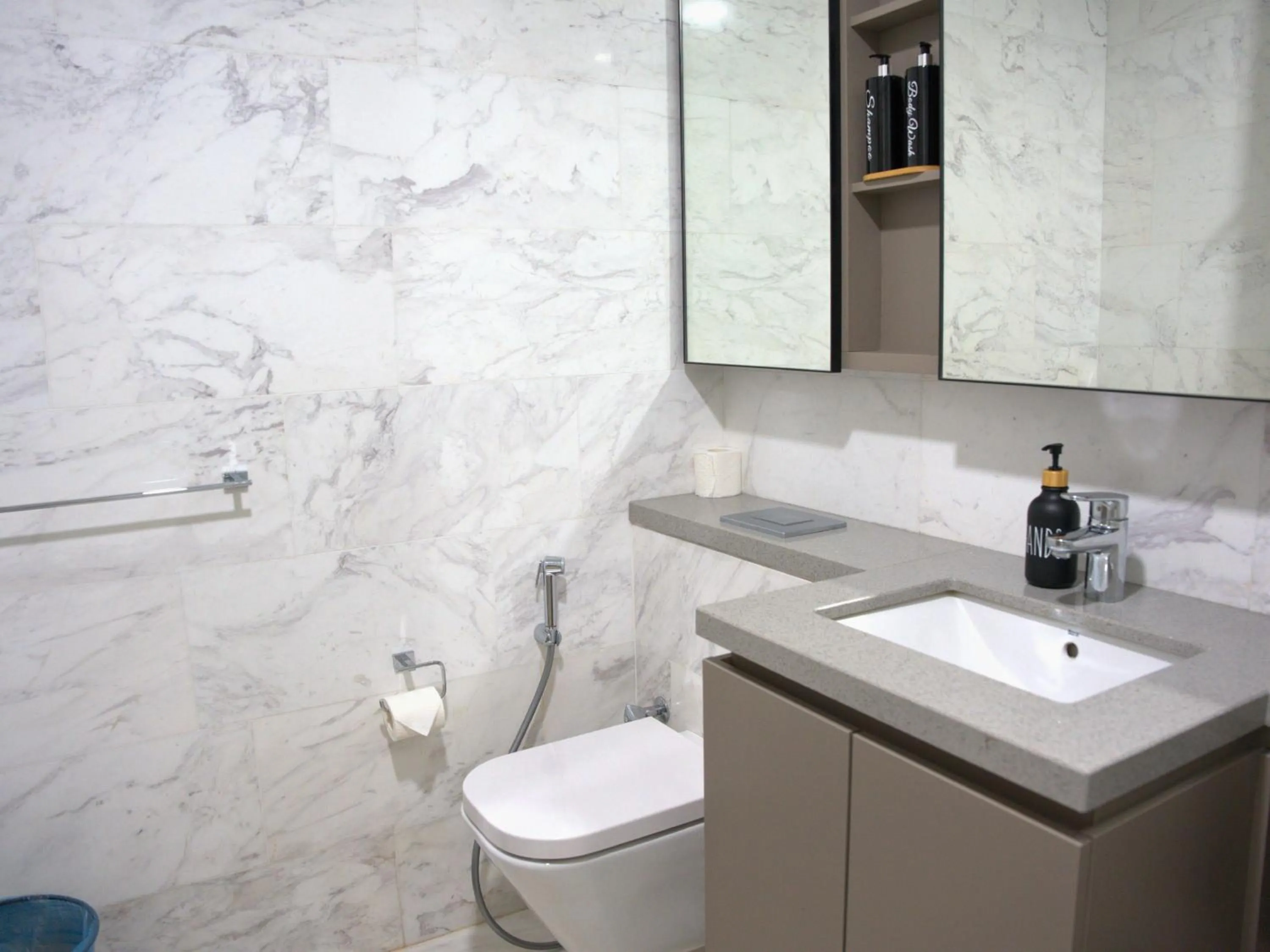 Toilet in Eaton Residence Yemala