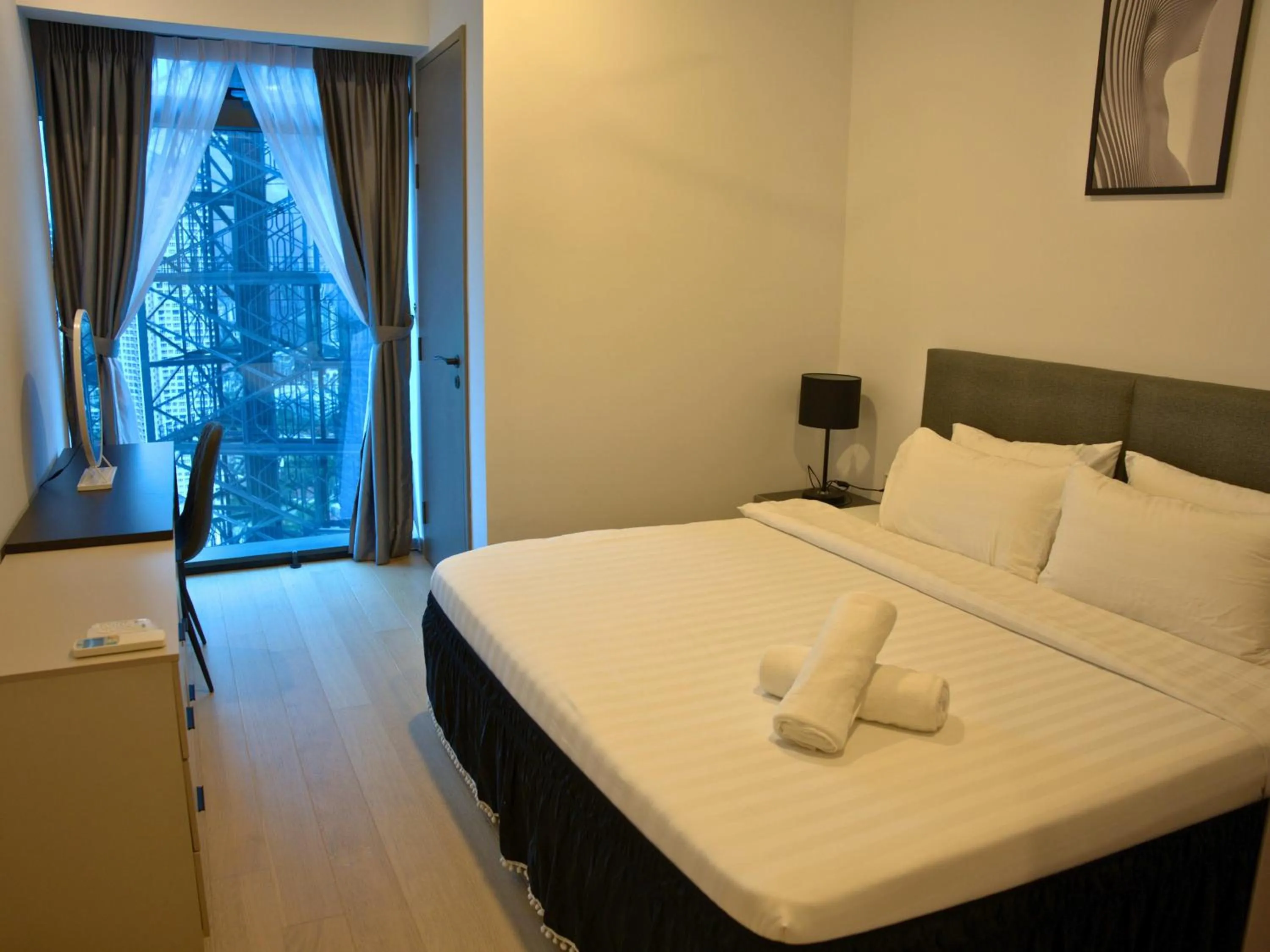 Bed in Eaton Residence Yemala