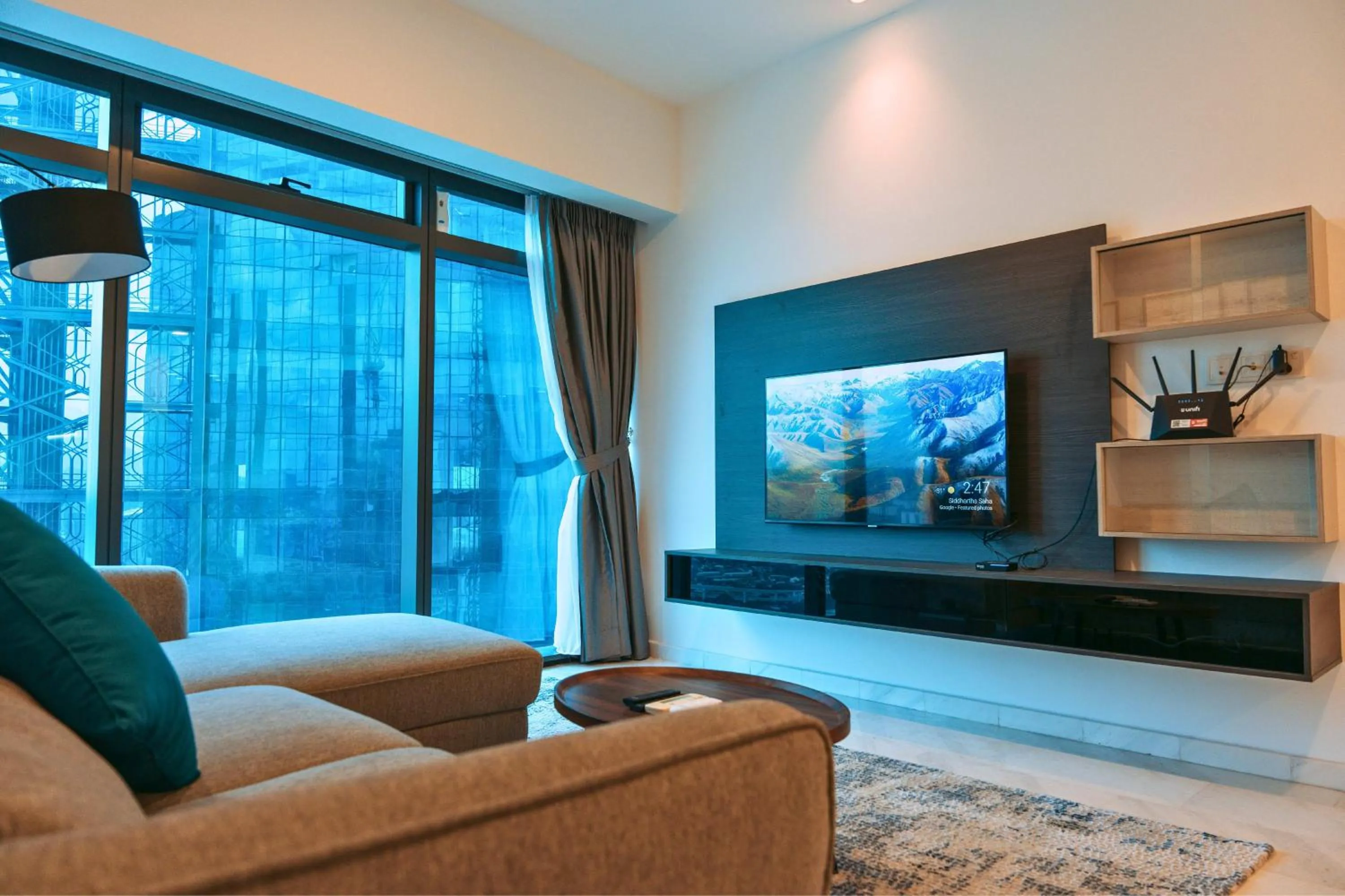 TV and multimedia in Eaton Residence Yemala