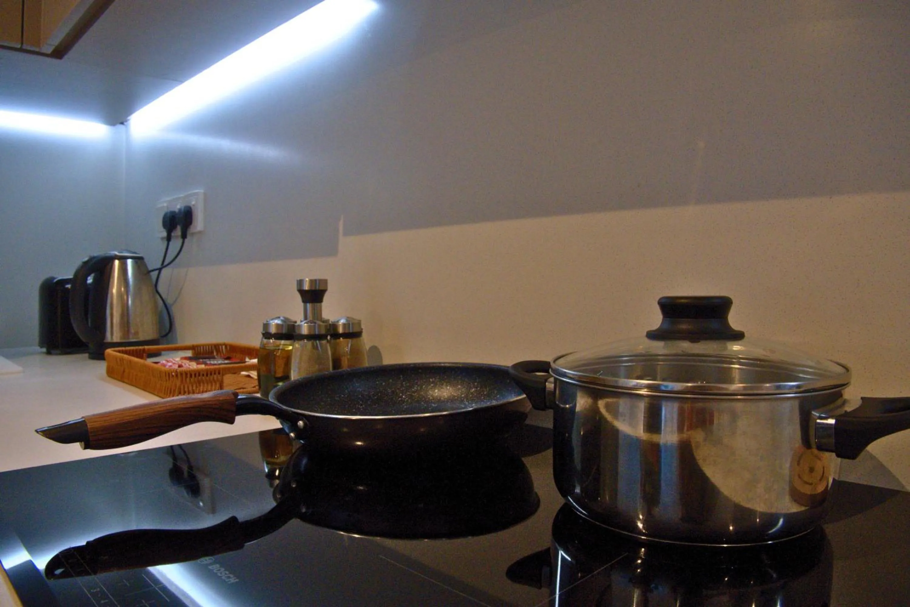 Kitchen or kitchenette in Eaton Residence Yemala