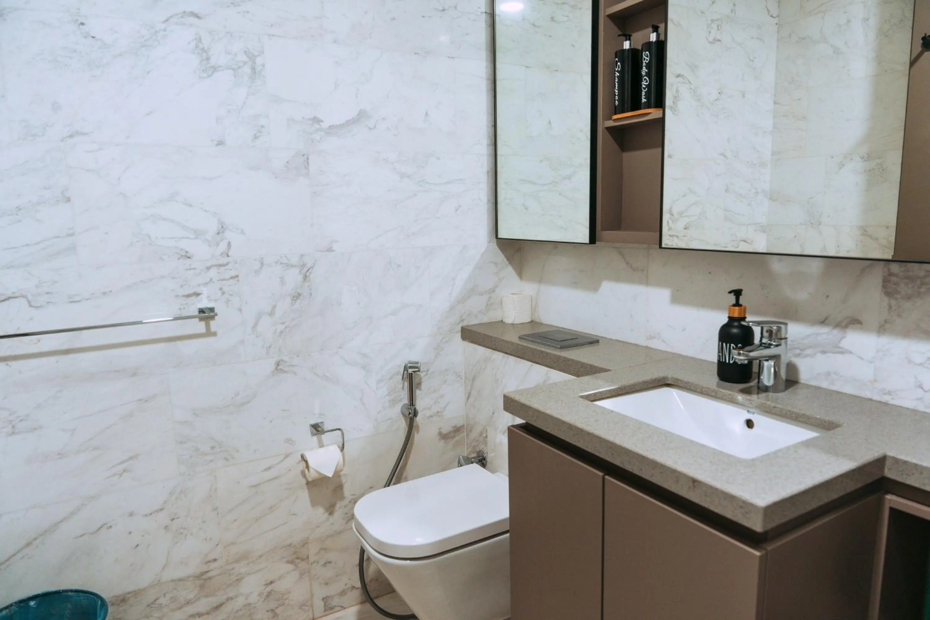 Bathroom in Eaton Residence Yemala