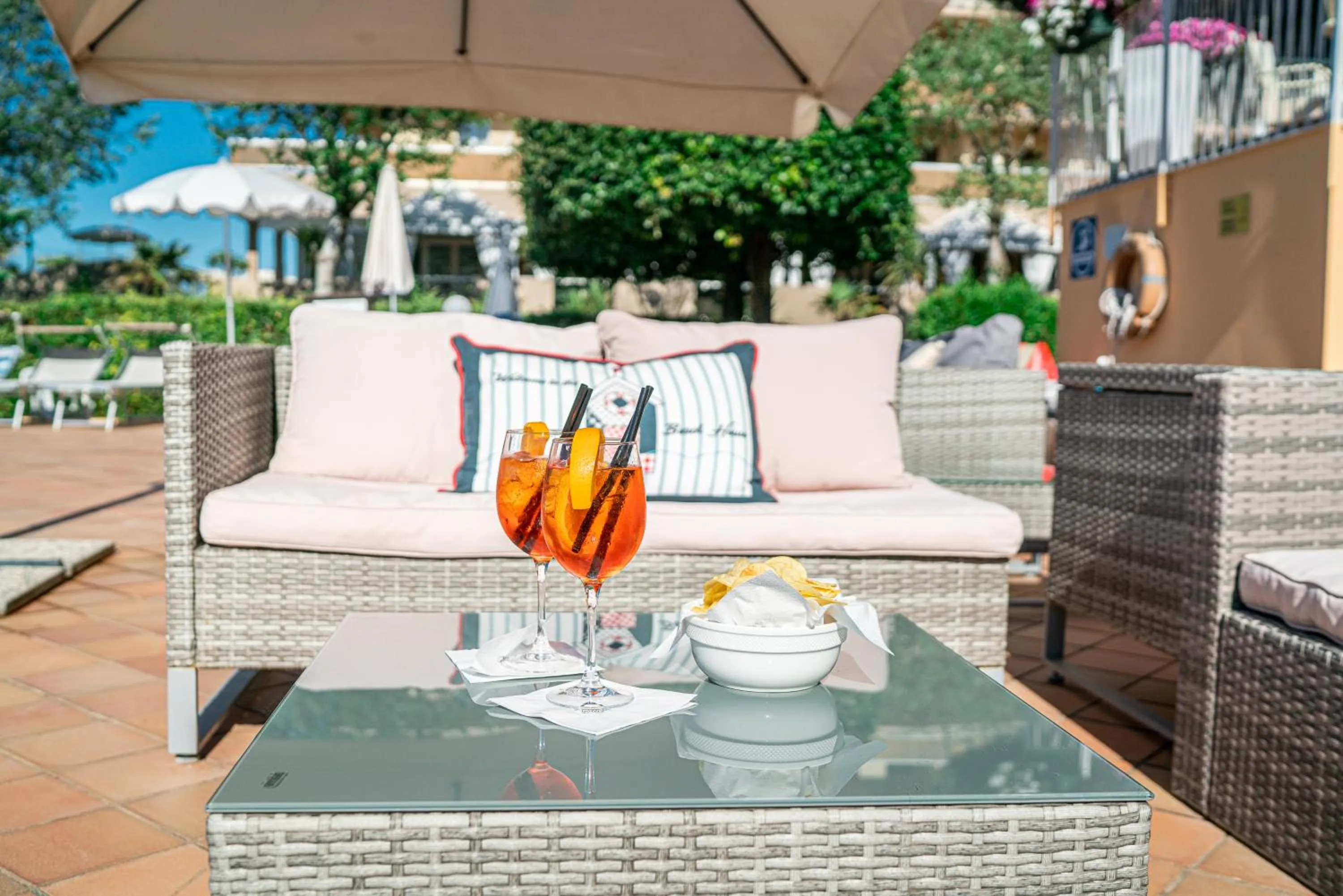 Swimming pool in Hotel Royal