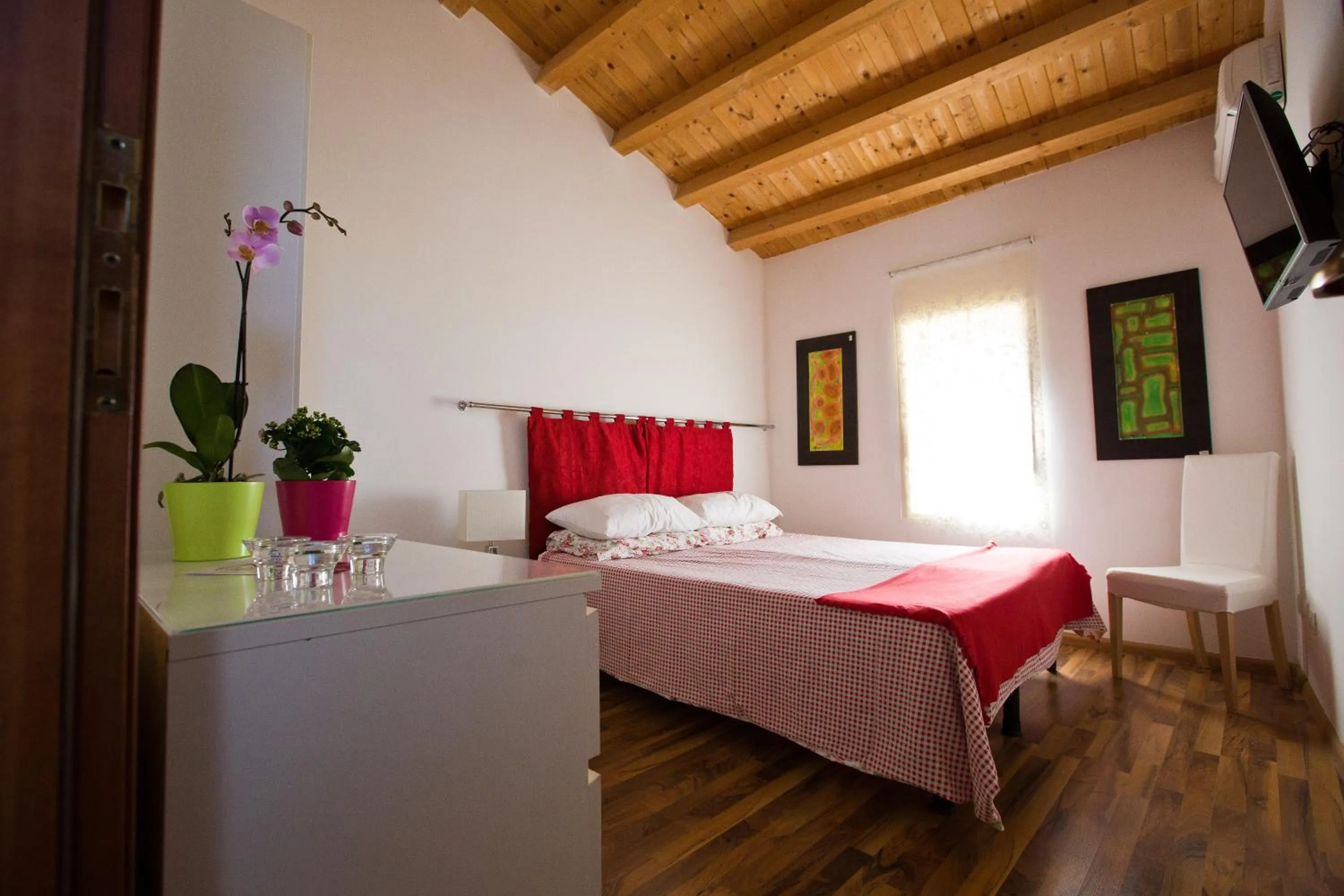 Double or Twin Room with Private External Bathroom - single occupancy in Experience Il Paesino