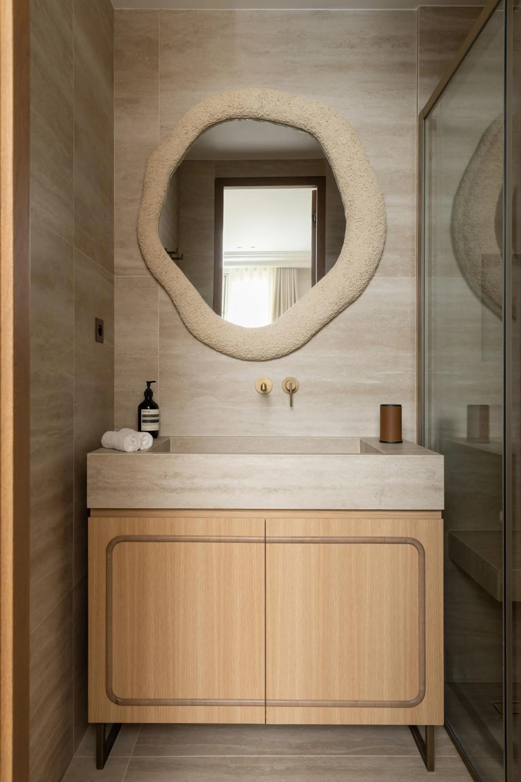 Bathroom in HIGHSTAY - Luxury Serviced Apartments - Bourse