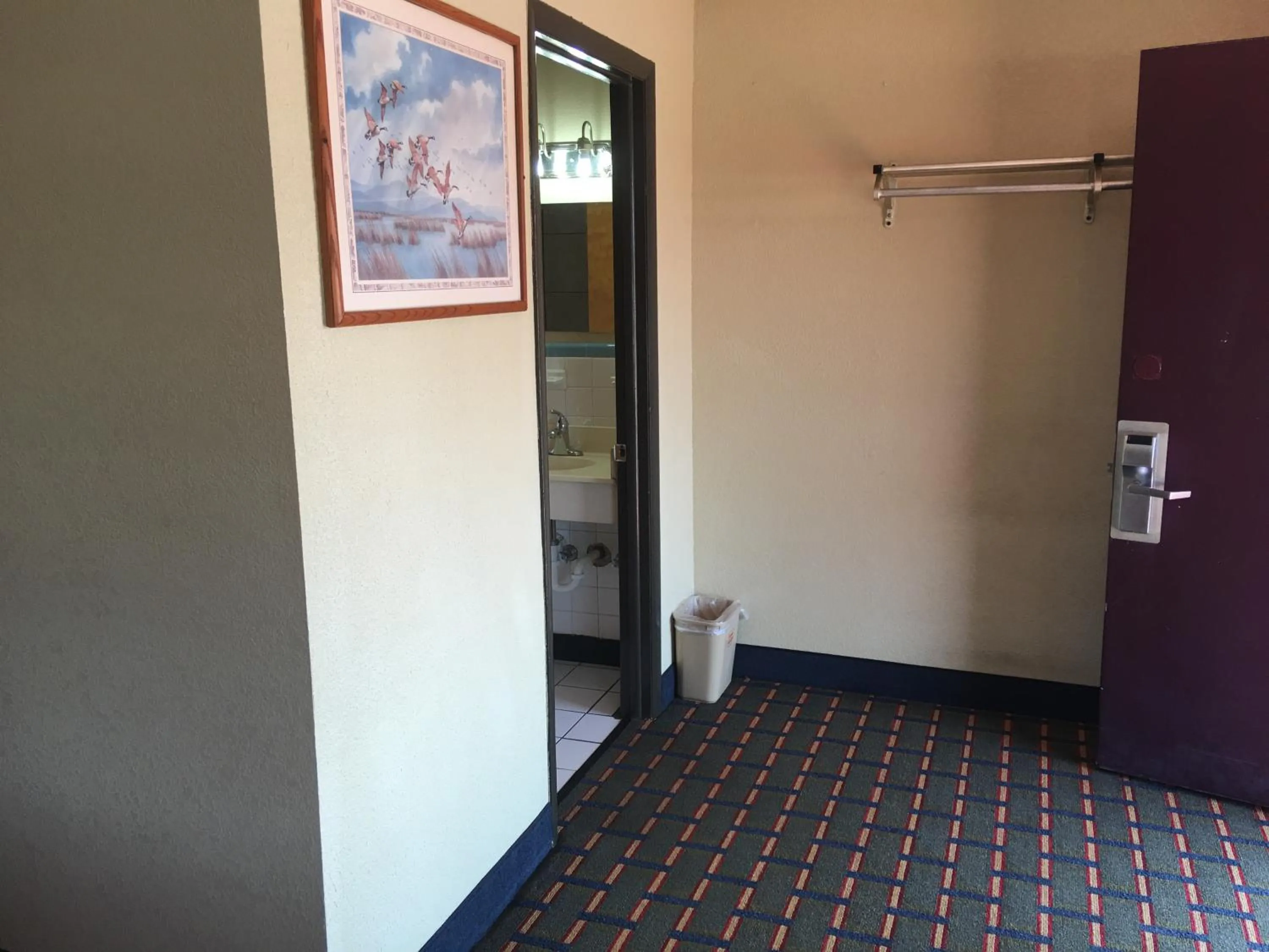 Photo of the whole room in Best Value Inn Motel Sandusky
