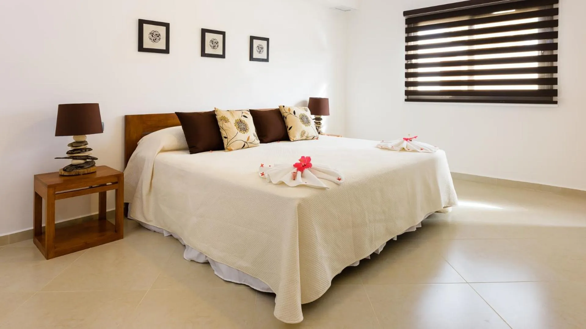 Bed in Aligio Apart-hotel & Spa - Las Terrenas