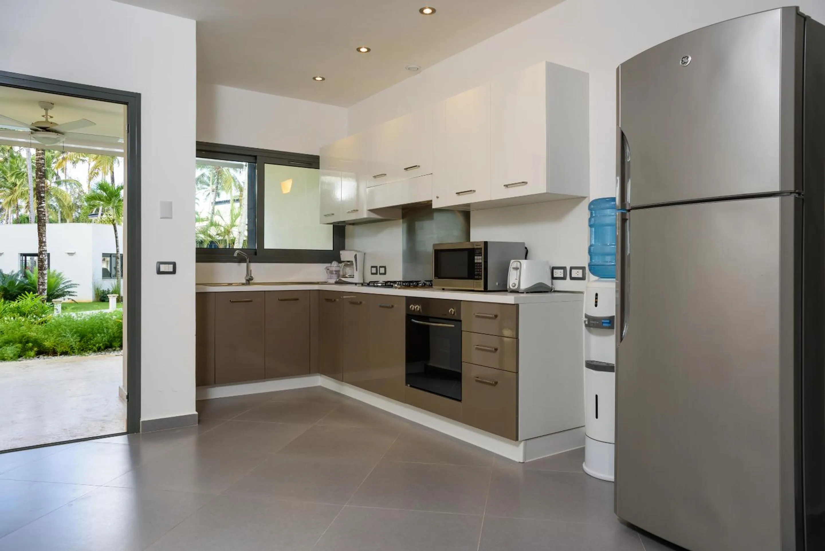 Kitchen or kitchenette in Aligio Apart-hotel & Spa - Las Terrenas