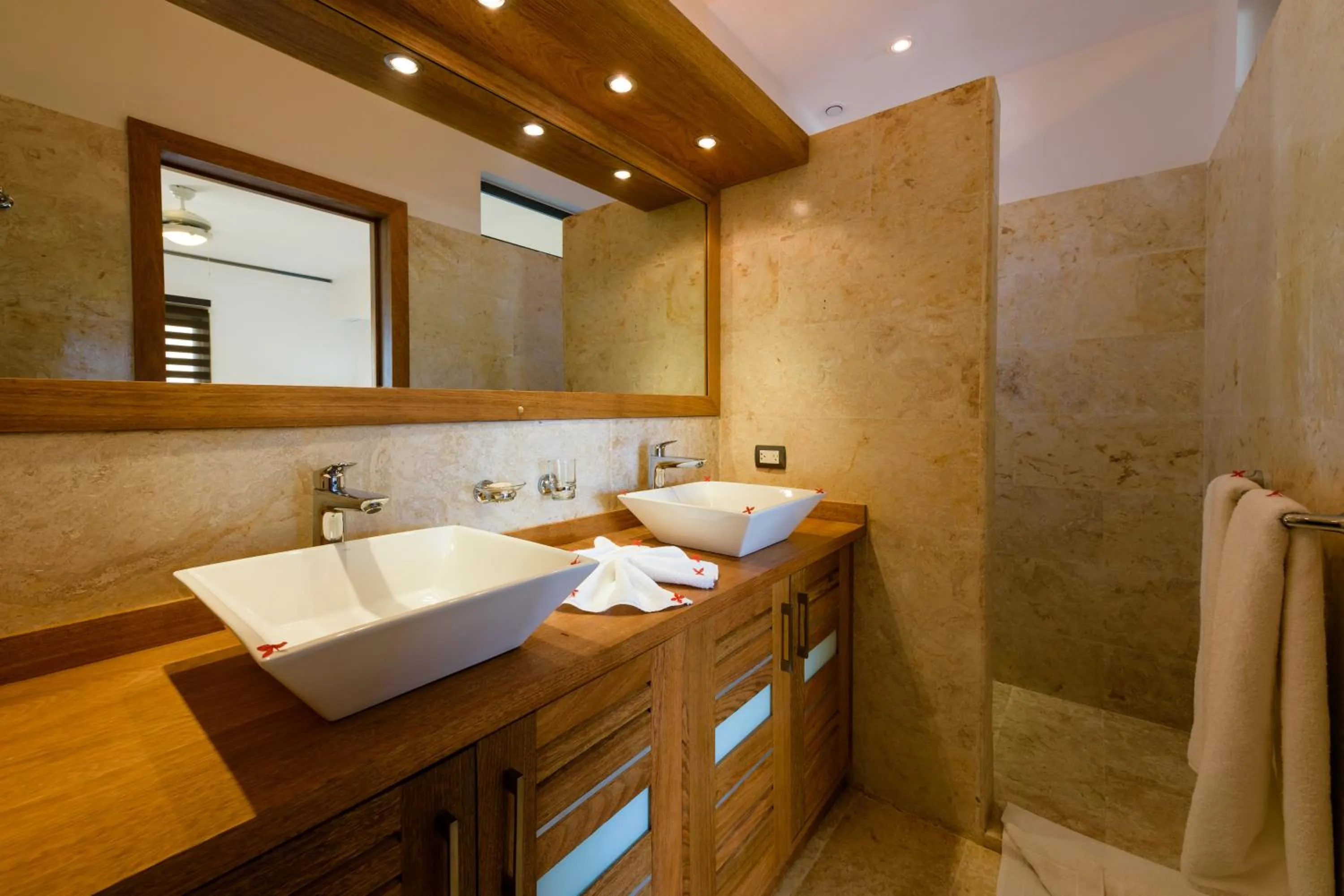 Bathroom in Aligio Apart-hotel & Spa - Las Terrenas