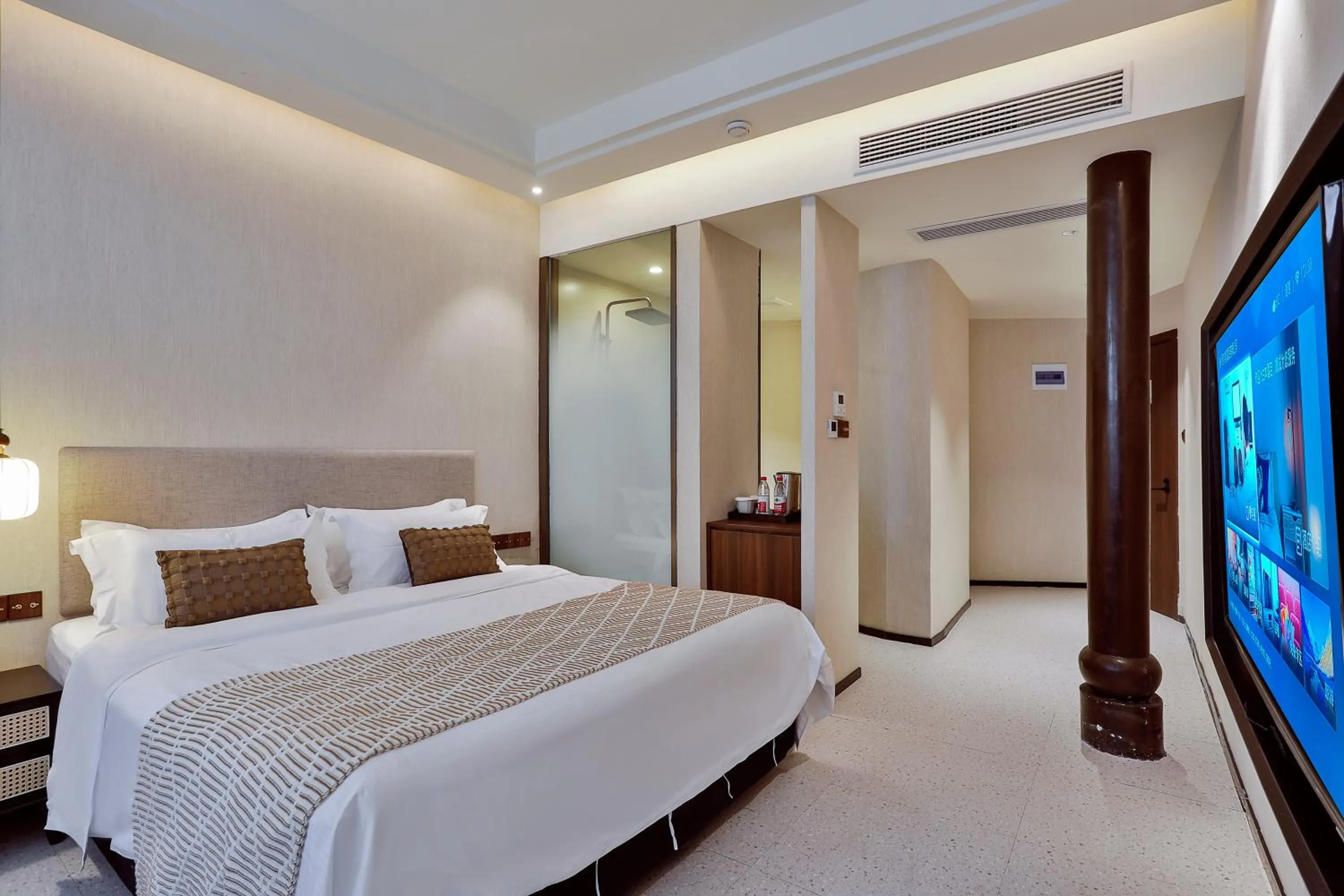 Bed in Yurong West Lake Cottage Resort Hotel Hangzhou