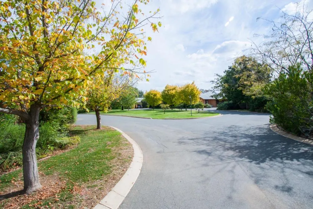 Garden in Perricoota Vines Retreat