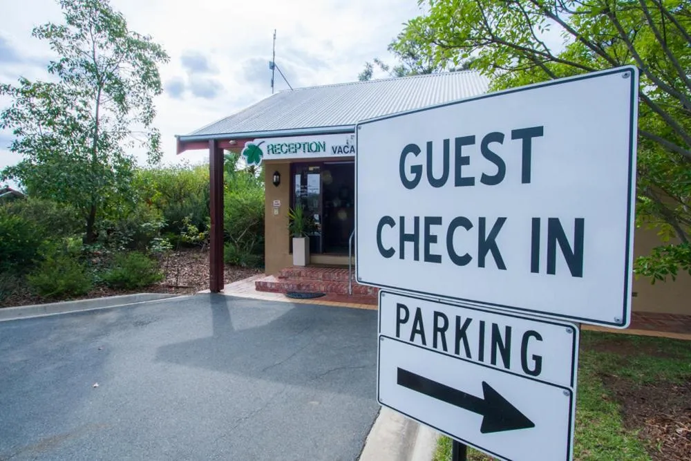 Facade/entrance in Perricoota Vines Retreat