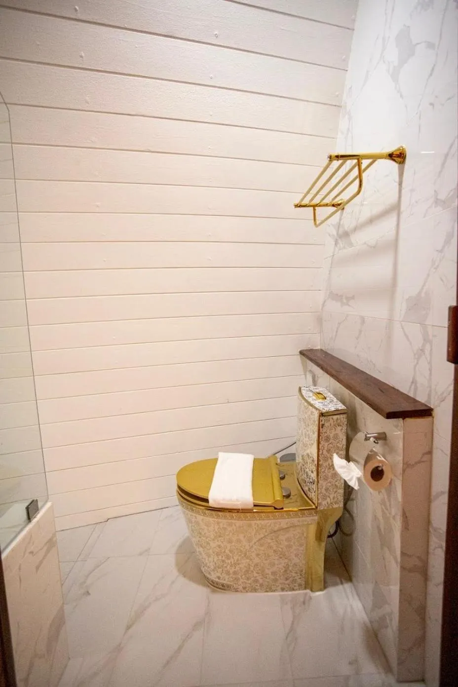 Bathroom in Bakantiang Resort