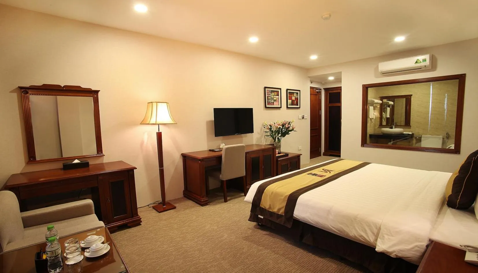 Bedroom, Bed in Western Hanoi Hotel