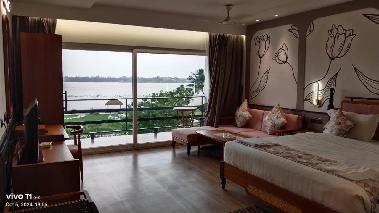 Bed in Hotel Sonar Bangla Kolaghat