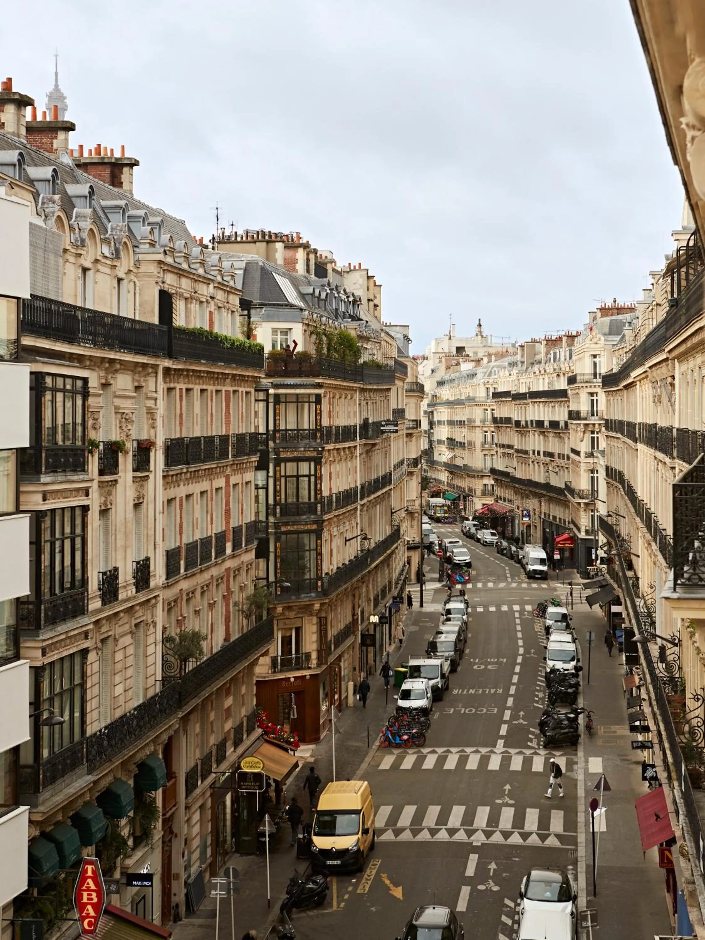 City view in Numa Paris Champs-Élysées
